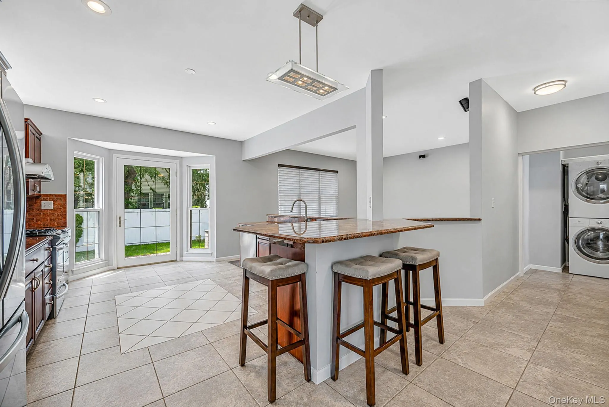 101 Raspberry Court, Huntington, NY, 4 Bedrooms Bedrooms, 9 Rooms Rooms,4 BathroomsBathrooms,Residential Lease,For Rent,Raspberry,0,KEY1018936 101 Raspberry Court, Huntington, NY, 4 Bedrooms Bedrooms, 9 Rooms Rooms,4 BathroomsBathrooms,Residential Lease,For Rent,Raspberry,0,KEY1018936