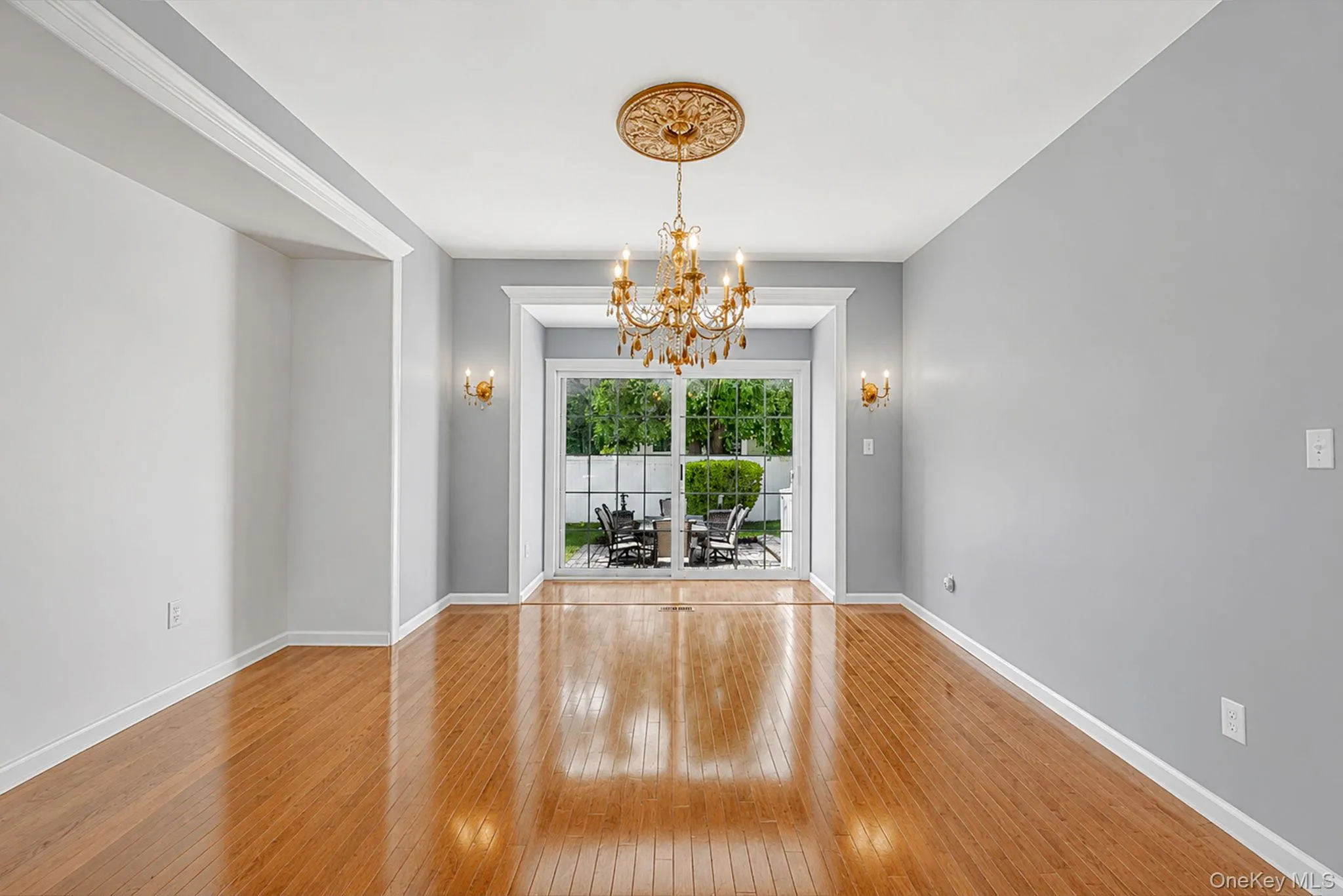 101 Raspberry Court, Huntington, NY, 4 Bedrooms Bedrooms, 9 Rooms Rooms,4 BathroomsBathrooms,Residential Lease,For Rent,Raspberry,0,KEY1018936 101 Raspberry Court, Huntington, NY, 4 Bedrooms Bedrooms, 9 Rooms Rooms,4 BathroomsBathrooms,Residential Lease,For Rent,Raspberry,0,KEY1018936