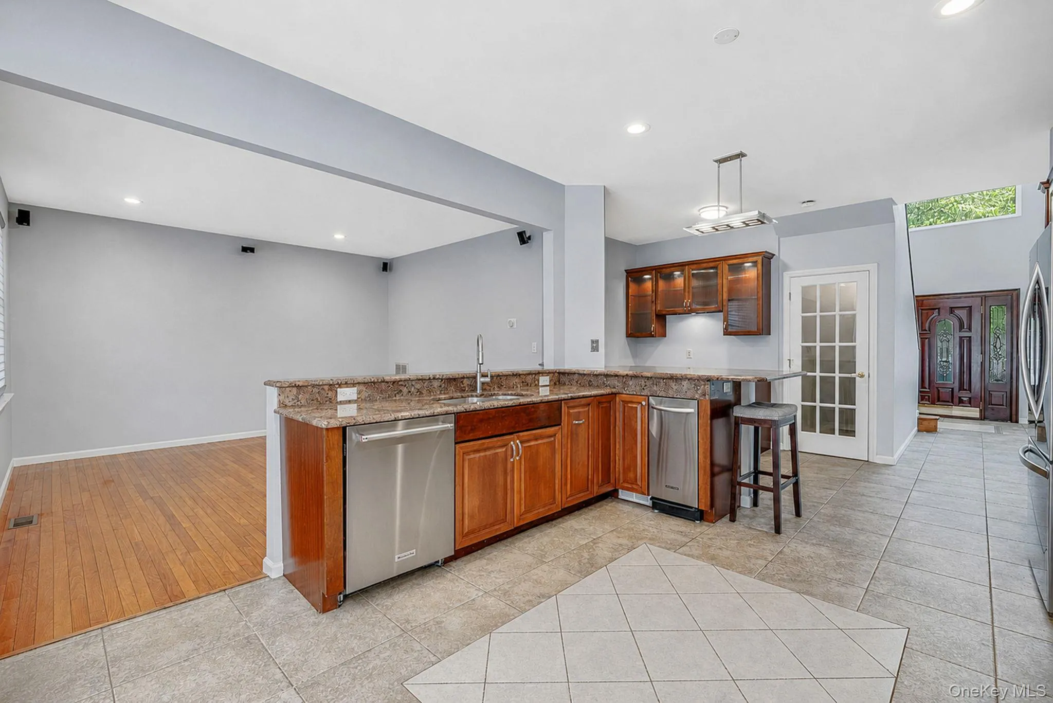 101 Raspberry Court, Huntington, NY, 4 Bedrooms Bedrooms, 9 Rooms Rooms,4 BathroomsBathrooms,Residential Lease,For Rent,Raspberry,0,KEY1018936 101 Raspberry Court, Huntington, NY, 4 Bedrooms Bedrooms, 9 Rooms Rooms,4 BathroomsBathrooms,Residential Lease,For Rent,Raspberry,0,KEY1018936
