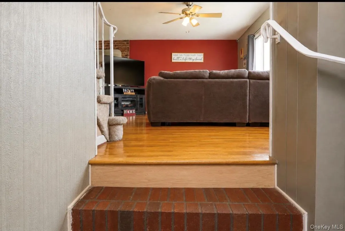 114 Prospect Avenue, Montgomery, NY, 4 Bedrooms Bedrooms, 8 Rooms Rooms,2 BathroomsBathrooms,Residential,For Rent,Prospect,0,KEY1018938 114 Prospect Avenue, Montgomery, NY, 4 Bedrooms Bedrooms, 8 Rooms Rooms,2 BathroomsBathrooms,Residential,For Rent,Prospect,0,KEY1018938