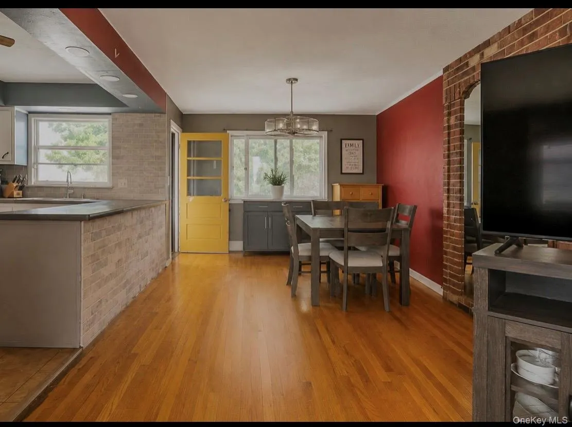 114 Prospect Avenue, Montgomery, NY, 4 Bedrooms Bedrooms, 8 Rooms Rooms,2 BathroomsBathrooms,Residential,For Rent,Prospect,0,KEY1018938 114 Prospect Avenue, Montgomery, NY, 4 Bedrooms Bedrooms, 8 Rooms Rooms,2 BathroomsBathrooms,Residential,For Rent,Prospect,0,KEY1018938