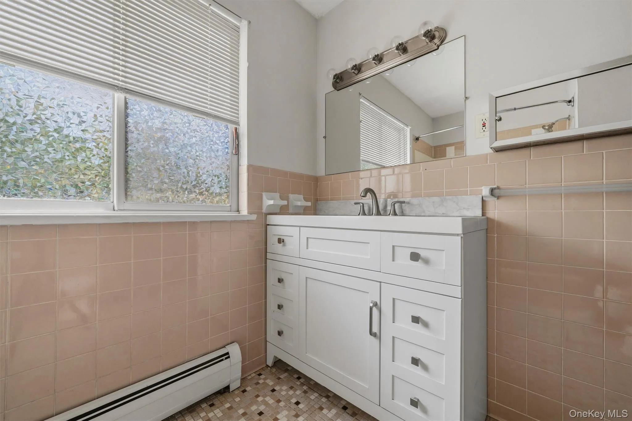 9 Barnett Drive, Monroe, NY, 1 Bedroom Bedrooms, 4 Rooms Rooms,1 BathroomBathrooms,Residential,For Rent,Barnett,0,KEY1018941 9 Barnett Drive, Monroe, NY, 1 Bedroom Bedrooms, 4 Rooms Rooms,1 BathroomBathrooms,Residential,For Rent,Barnett,0,KEY1018941
