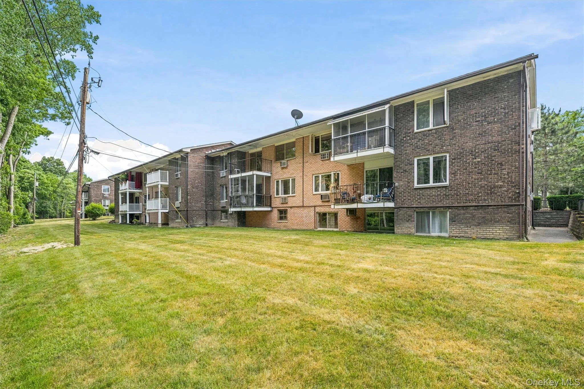 9 Barnett Drive, Monroe, NY, 1 Bedroom Bedrooms, 4 Rooms Rooms,1 BathroomBathrooms,Residential,For Rent,Barnett,0,KEY1018941 9 Barnett Drive, Monroe, NY, 1 Bedroom Bedrooms, 4 Rooms Rooms,1 BathroomBathrooms,Residential,For Rent,Barnett,0,KEY1018941