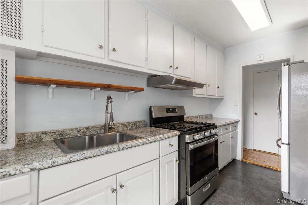 3850 Sedgwick Avenue, New York, NY, 1 Bedroom Bedrooms, 3 Rooms Rooms,1 BathroomBathrooms,Residential,For Rent,Sedgwick,0,KEY1018943 3850 Sedgwick Avenue, New York, NY, 1 Bedroom Bedrooms, 3 Rooms Rooms,1 BathroomBathrooms,Residential,For Rent,Sedgwick,0,KEY1018943