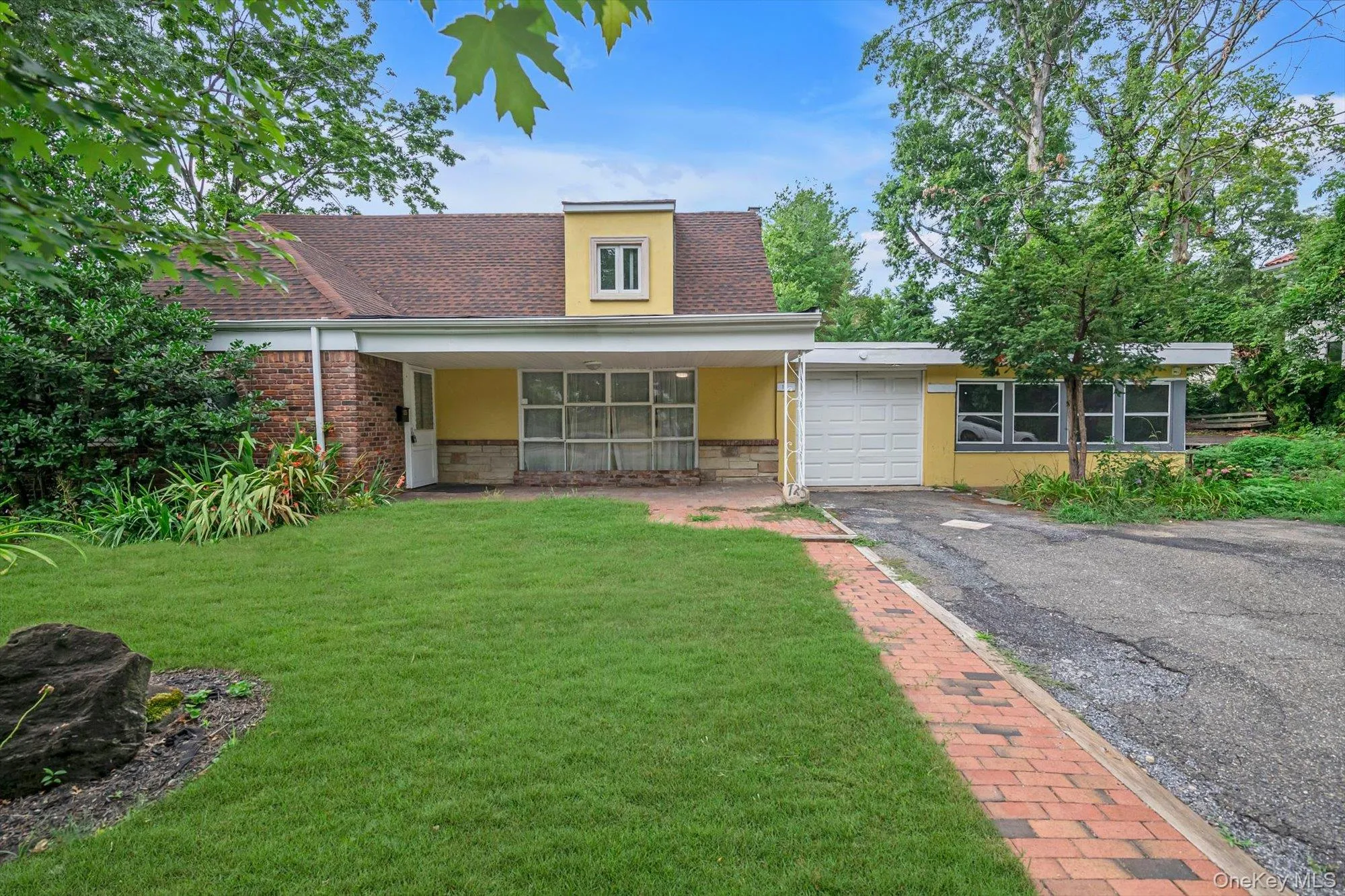 125 Baker Hill Road, North Hempstead, NY, 5 Bedrooms Bedrooms, 10 Rooms Rooms,2 BathroomsBathrooms,Residential,For Rent,Baker Hill,0,1018946 125 Baker Hill Road, North Hempstead, NY, 5 Bedrooms Bedrooms, 10 Rooms Rooms,2 BathroomsBathrooms,Residential,For Rent,Baker Hill,0,1018946