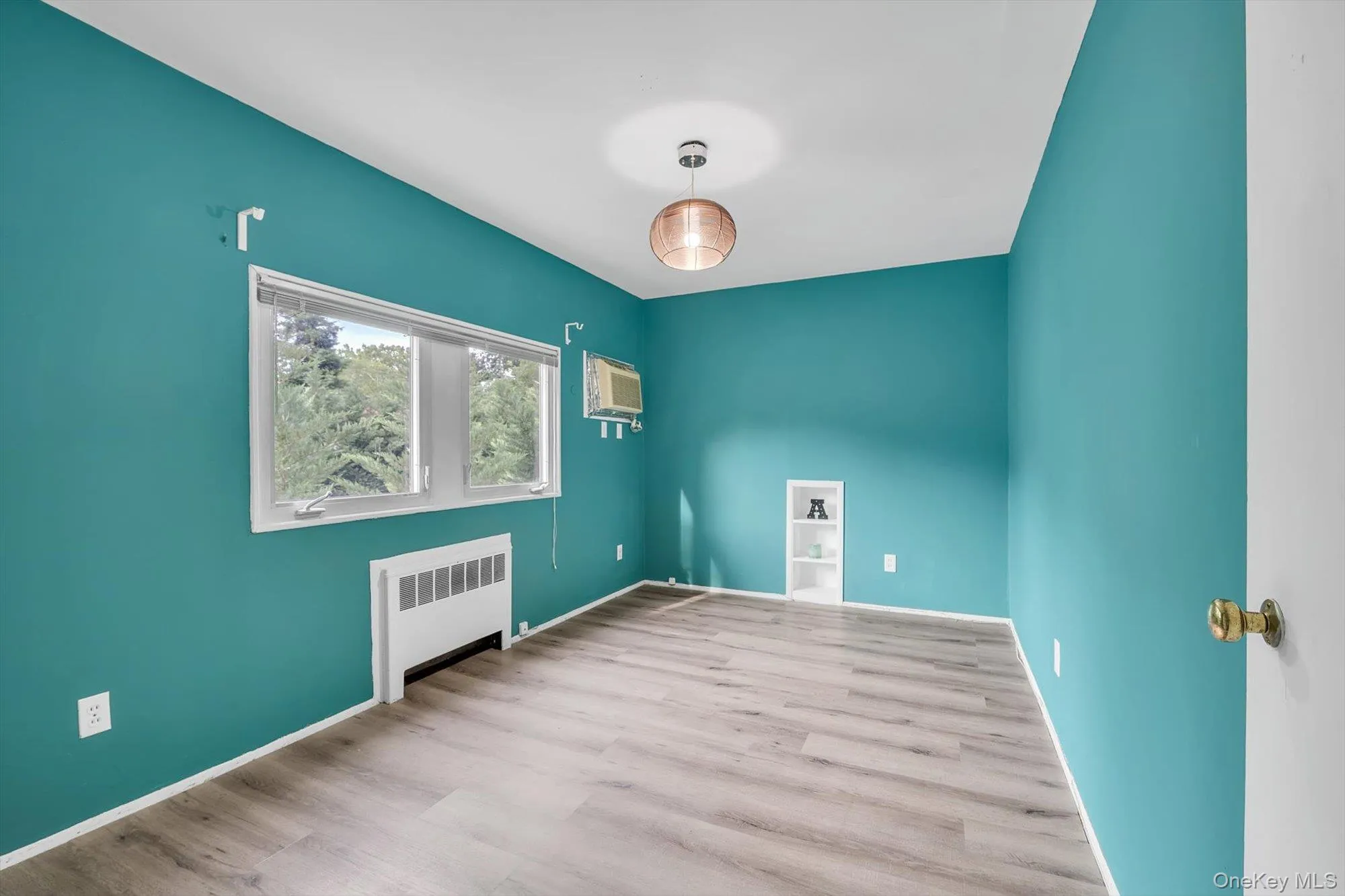 125 Baker Hill Road, North Hempstead, NY, 5 Bedrooms Bedrooms, 10 Rooms Rooms,2 BathroomsBathrooms,Residential,For Rent,Baker Hill,0,1018946 125 Baker Hill Road, North Hempstead, NY, 5 Bedrooms Bedrooms, 10 Rooms Rooms,2 BathroomsBathrooms,Residential,For Rent,Baker Hill,0,1018946