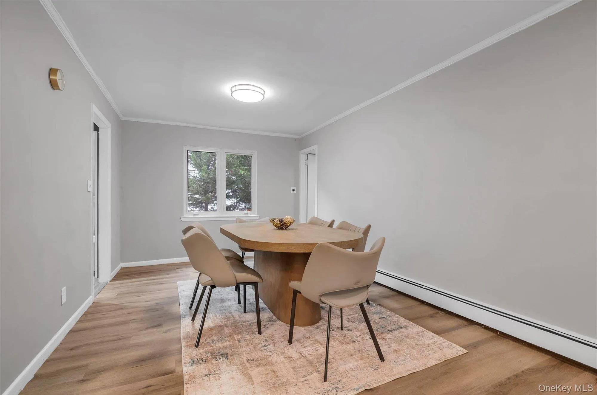 125 Baker Hill Road, North Hempstead, NY, 5 Bedrooms Bedrooms, 10 Rooms Rooms,2 BathroomsBathrooms,Residential,For Rent,Baker Hill,0,1018946 125 Baker Hill Road, North Hempstead, NY, 5 Bedrooms Bedrooms, 10 Rooms Rooms,2 BathroomsBathrooms,Residential,For Rent,Baker Hill,0,1018946