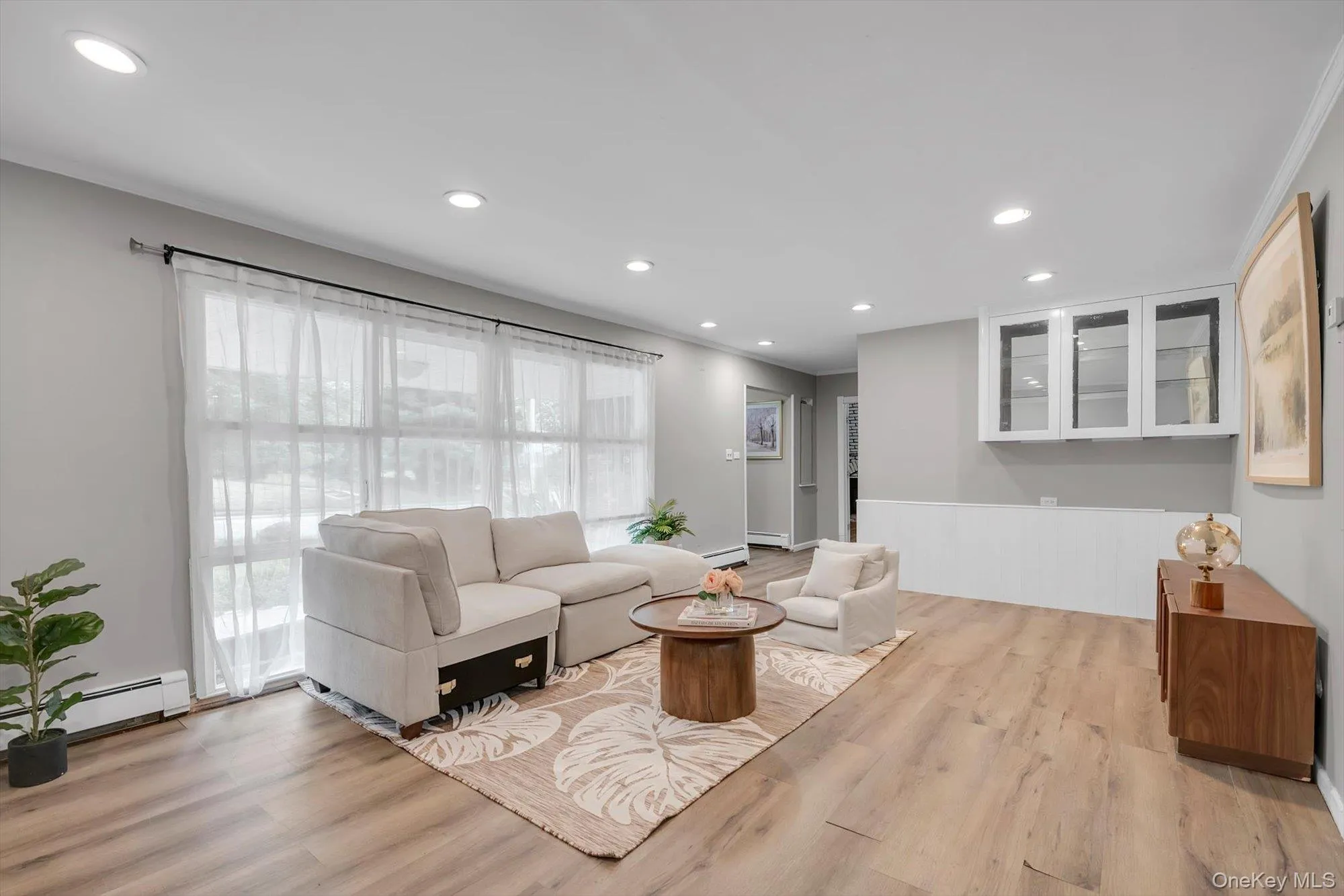 125 Baker Hill Road, North Hempstead, NY, 5 Bedrooms Bedrooms, 10 Rooms Rooms,2 BathroomsBathrooms,Residential,For Rent,Baker Hill,0,1018946 125 Baker Hill Road, North Hempstead, NY, 5 Bedrooms Bedrooms, 10 Rooms Rooms,2 BathroomsBathrooms,Residential,For Rent,Baker Hill,0,1018946