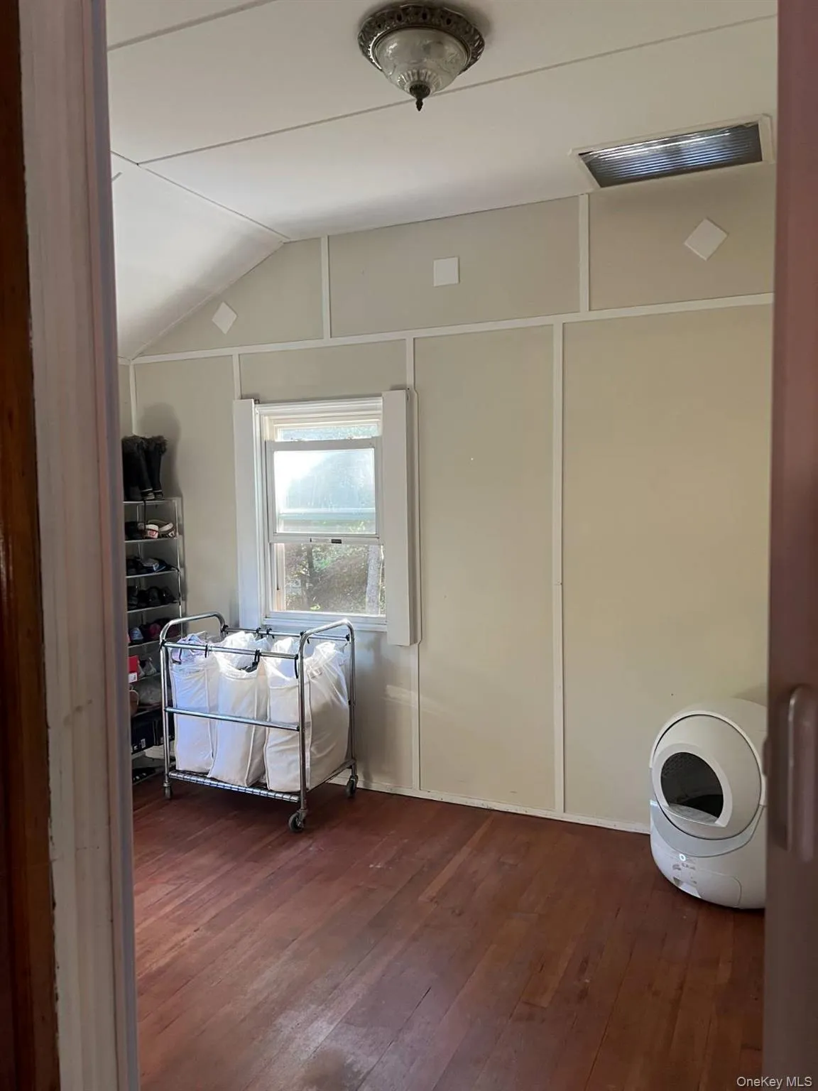 118 Thompson Place, Bethel, NY, 2 Bedrooms Bedrooms, 6 Rooms Rooms,1 BathroomBathrooms,Residential,For Rent,Thompson,0,1018951 118 Thompson Place, Bethel, NY, 2 Bedrooms Bedrooms, 6 Rooms Rooms,1 BathroomBathrooms,Residential,For Rent,Thompson,0,1018951