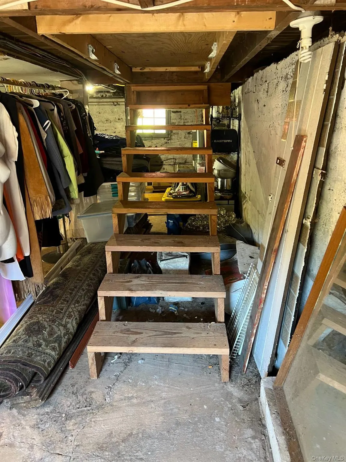 118 Thompson Place, Bethel, NY, 2 Bedrooms Bedrooms, 6 Rooms Rooms,1 BathroomBathrooms,Residential,For Rent,Thompson,0,1018951 118 Thompson Place, Bethel, NY, 2 Bedrooms Bedrooms, 6 Rooms Rooms,1 BathroomBathrooms,Residential,For Rent,Thompson,0,1018951