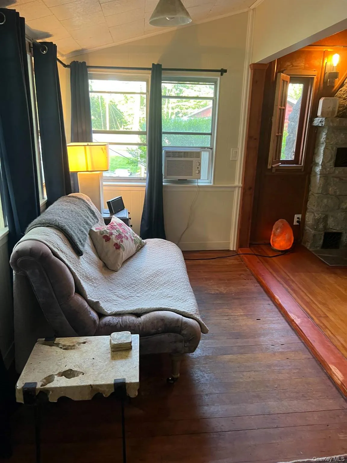 118 Thompson Place, Bethel, NY, 2 Bedrooms Bedrooms, 6 Rooms Rooms,1 BathroomBathrooms,Residential,For Rent,Thompson,0,1018951 118 Thompson Place, Bethel, NY, 2 Bedrooms Bedrooms, 6 Rooms Rooms,1 BathroomBathrooms,Residential,For Rent,Thompson,0,1018951