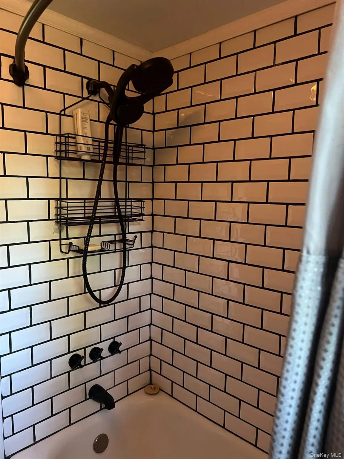 118 Thompson Place, Bethel, NY, 2 Bedrooms Bedrooms, 6 Rooms Rooms,1 BathroomBathrooms,Residential,For Rent,Thompson,0,1018951 118 Thompson Place, Bethel, NY, 2 Bedrooms Bedrooms, 6 Rooms Rooms,1 BathroomBathrooms,Residential,For Rent,Thompson,0,1018951