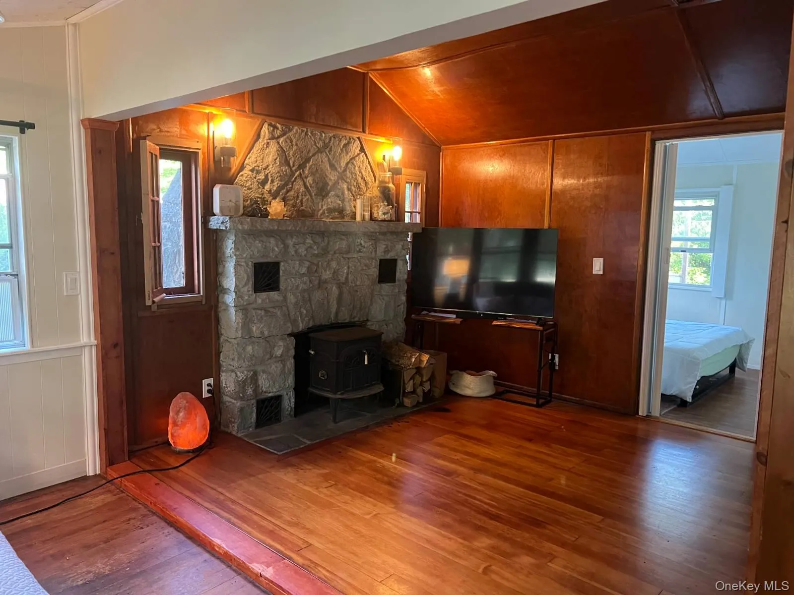 118 Thompson Place, Bethel, NY, 2 Bedrooms Bedrooms, 6 Rooms Rooms,1 BathroomBathrooms,Residential,For Rent,Thompson,0,1018951 118 Thompson Place, Bethel, NY, 2 Bedrooms Bedrooms, 6 Rooms Rooms,1 BathroomBathrooms,Residential,For Rent,Thompson,0,1018951