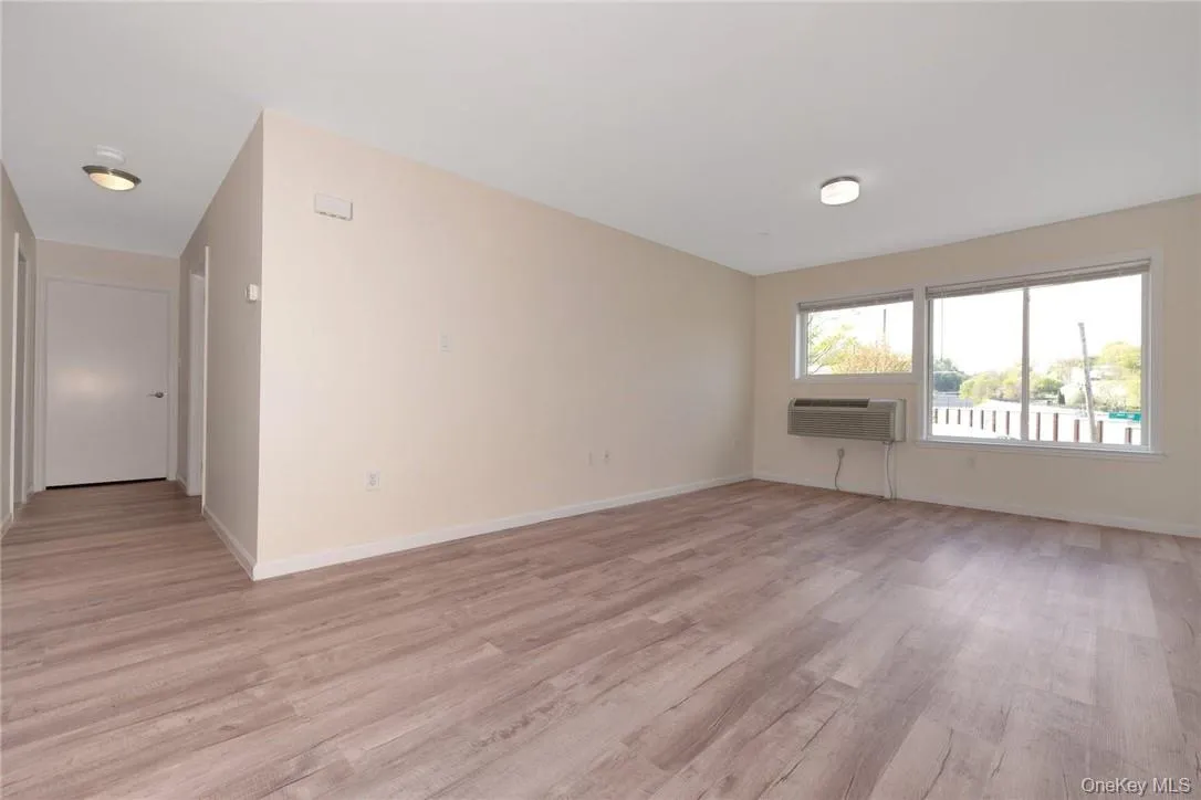 68 Lake Street, White Plains, NY, 2 Bedrooms Bedrooms, 4 Rooms Rooms,2 BathroomsBathrooms,Residential Lease,For Rent,Lake,0,1018954 68 Lake Street, White Plains, NY, 2 Bedrooms Bedrooms, 4 Rooms Rooms,2 BathroomsBathrooms,Residential Lease,For Rent,Lake,0,1018954