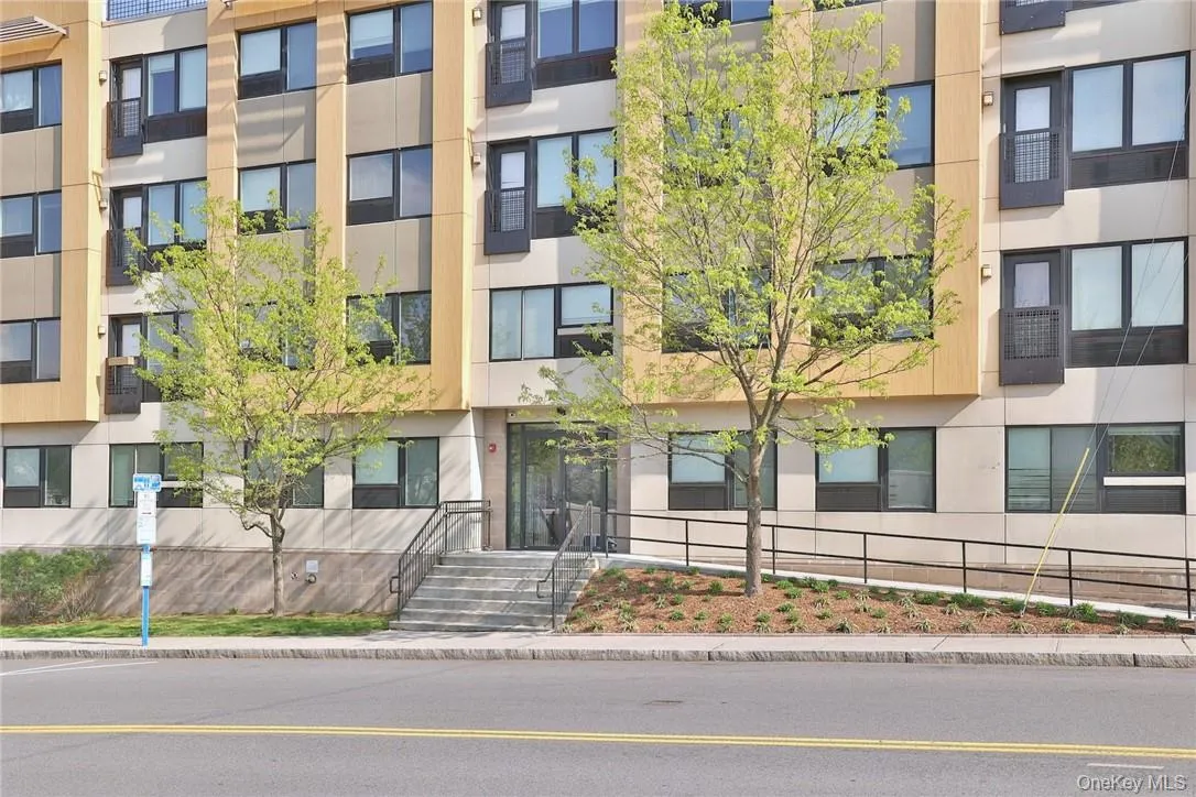 68 Lake Street, White Plains, NY, 2 Bedrooms Bedrooms, 4 Rooms Rooms,2 BathroomsBathrooms,Residential Lease,For Rent,Lake,0,1018954 68 Lake Street, White Plains, NY, 2 Bedrooms Bedrooms, 4 Rooms Rooms,2 BathroomsBathrooms,Residential Lease,For Rent,Lake,0,1018954