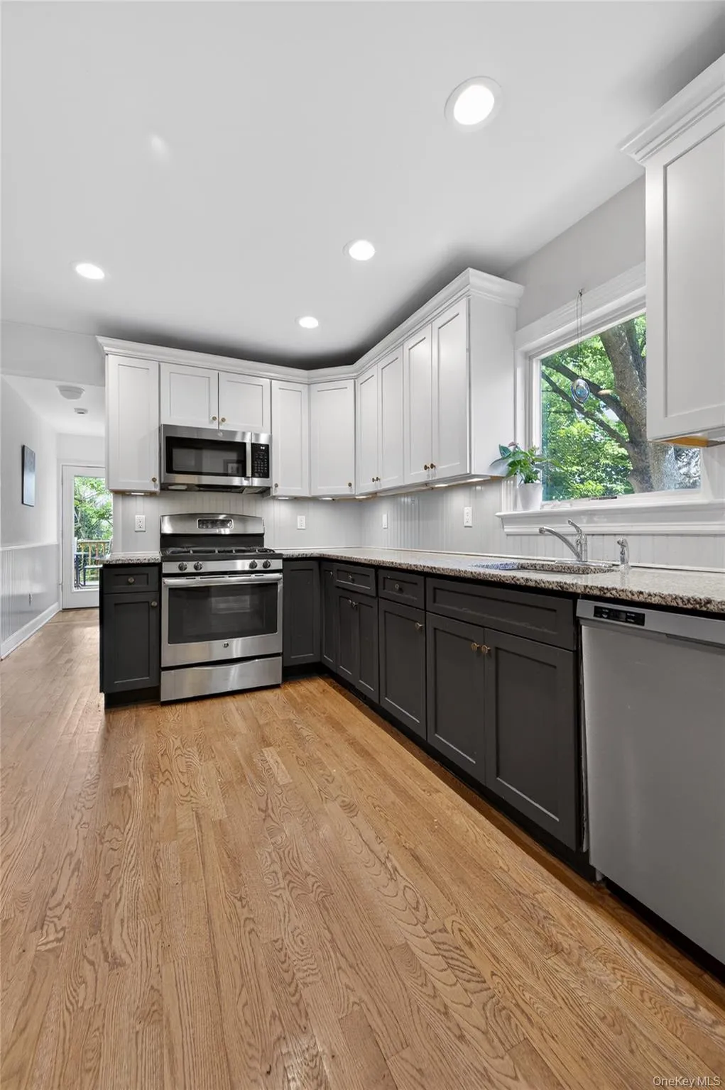 96 School Street, Oyster Bay, NY, 4 Bedrooms Bedrooms, 7 Rooms Rooms,3 BathroomsBathrooms,Residential Lease,For Rent,School,0,1018961 96 School Street, Oyster Bay, NY, 4 Bedrooms Bedrooms, 7 Rooms Rooms,3 BathroomsBathrooms,Residential Lease,For Rent,School,0,1018961