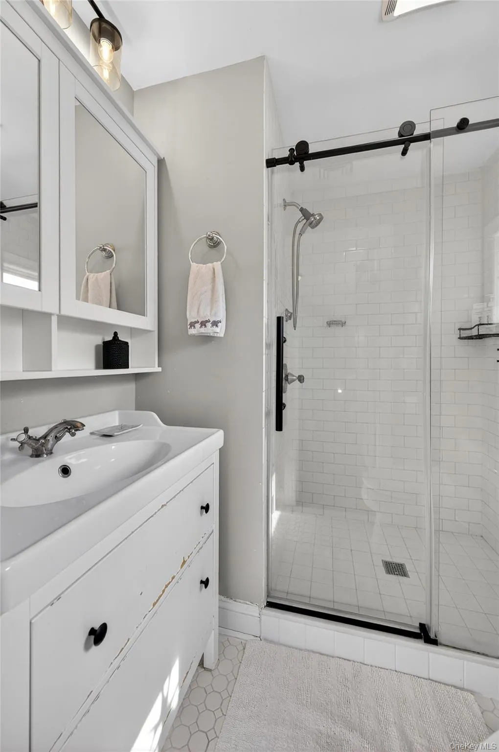 96 School Street, Oyster Bay, NY, 4 Bedrooms Bedrooms, 7 Rooms Rooms,3 BathroomsBathrooms,Residential Lease,For Rent,School,0,1018961 96 School Street, Oyster Bay, NY, 4 Bedrooms Bedrooms, 7 Rooms Rooms,3 BathroomsBathrooms,Residential Lease,For Rent,School,0,1018961