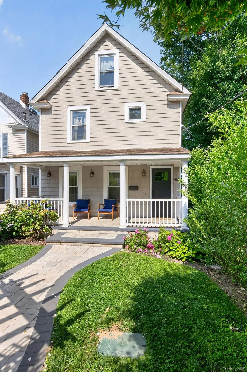96 School Street, Oyster Bay, NY, 4 Bedrooms Bedrooms, 7 Rooms Rooms,3 BathroomsBathrooms,Residential Lease,For Rent,School,0,1018961 96 School Street, Oyster Bay, NY, 4 Bedrooms Bedrooms, 7 Rooms Rooms,3 BathroomsBathrooms,Residential Lease,For Rent,School,0,1018961