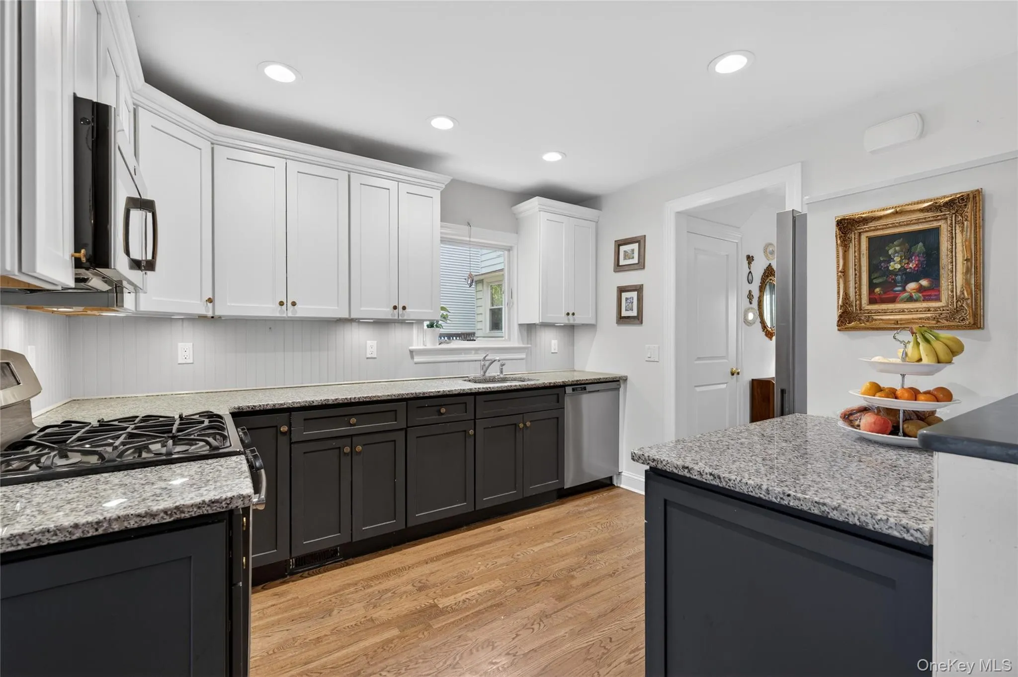 96 School Street, Oyster Bay, NY, 4 Bedrooms Bedrooms, 7 Rooms Rooms,3 BathroomsBathrooms,Residential Lease,For Rent,School,0,1018961 96 School Street, Oyster Bay, NY, 4 Bedrooms Bedrooms, 7 Rooms Rooms,3 BathroomsBathrooms,Residential Lease,For Rent,School,0,1018961