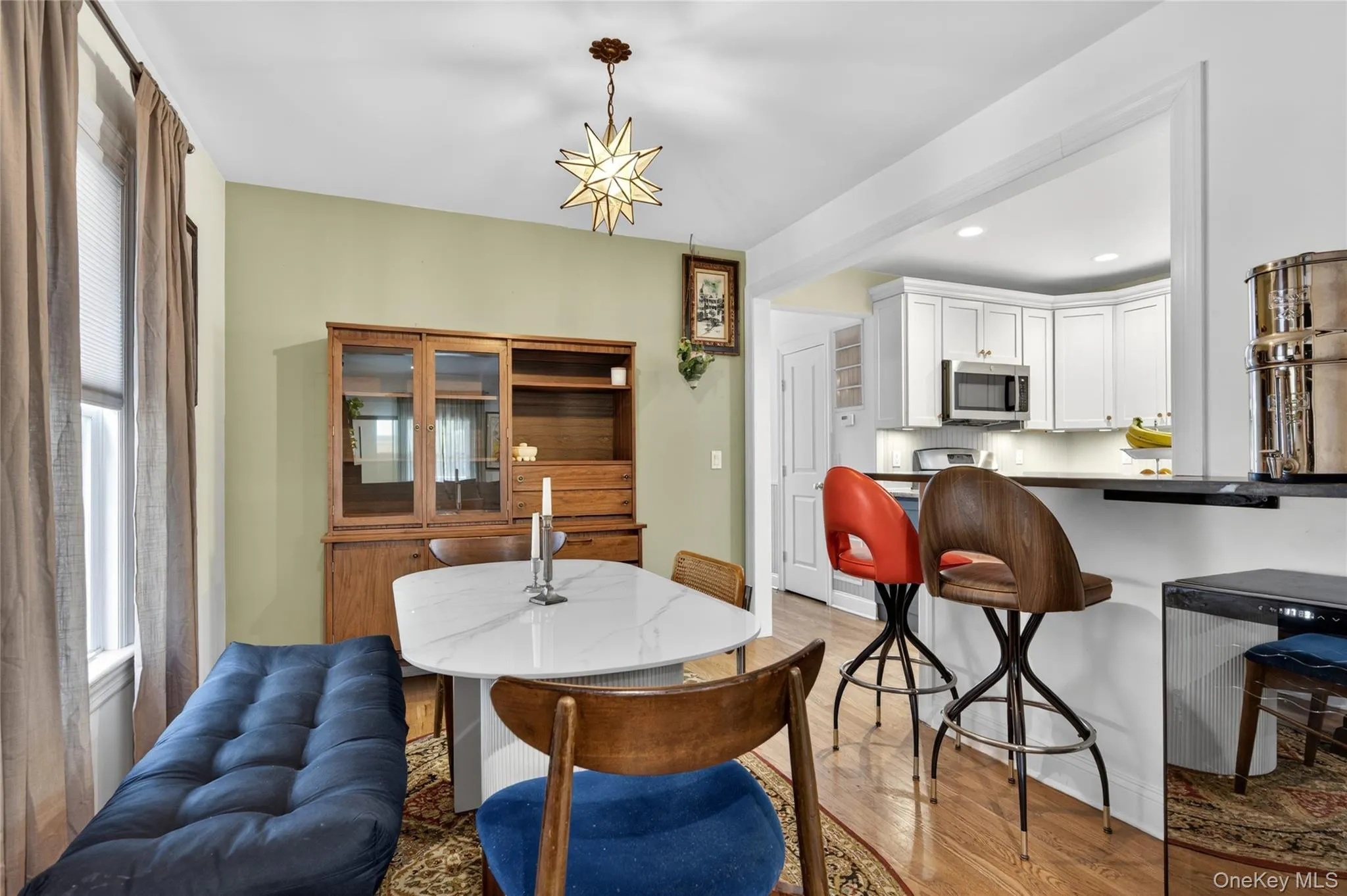 96 School Street, Oyster Bay, NY, 4 Bedrooms Bedrooms, 7 Rooms Rooms,3 BathroomsBathrooms,Residential Lease,For Rent,School,0,1018961 96 School Street, Oyster Bay, NY, 4 Bedrooms Bedrooms, 7 Rooms Rooms,3 BathroomsBathrooms,Residential Lease,For Rent,School,0,1018961
