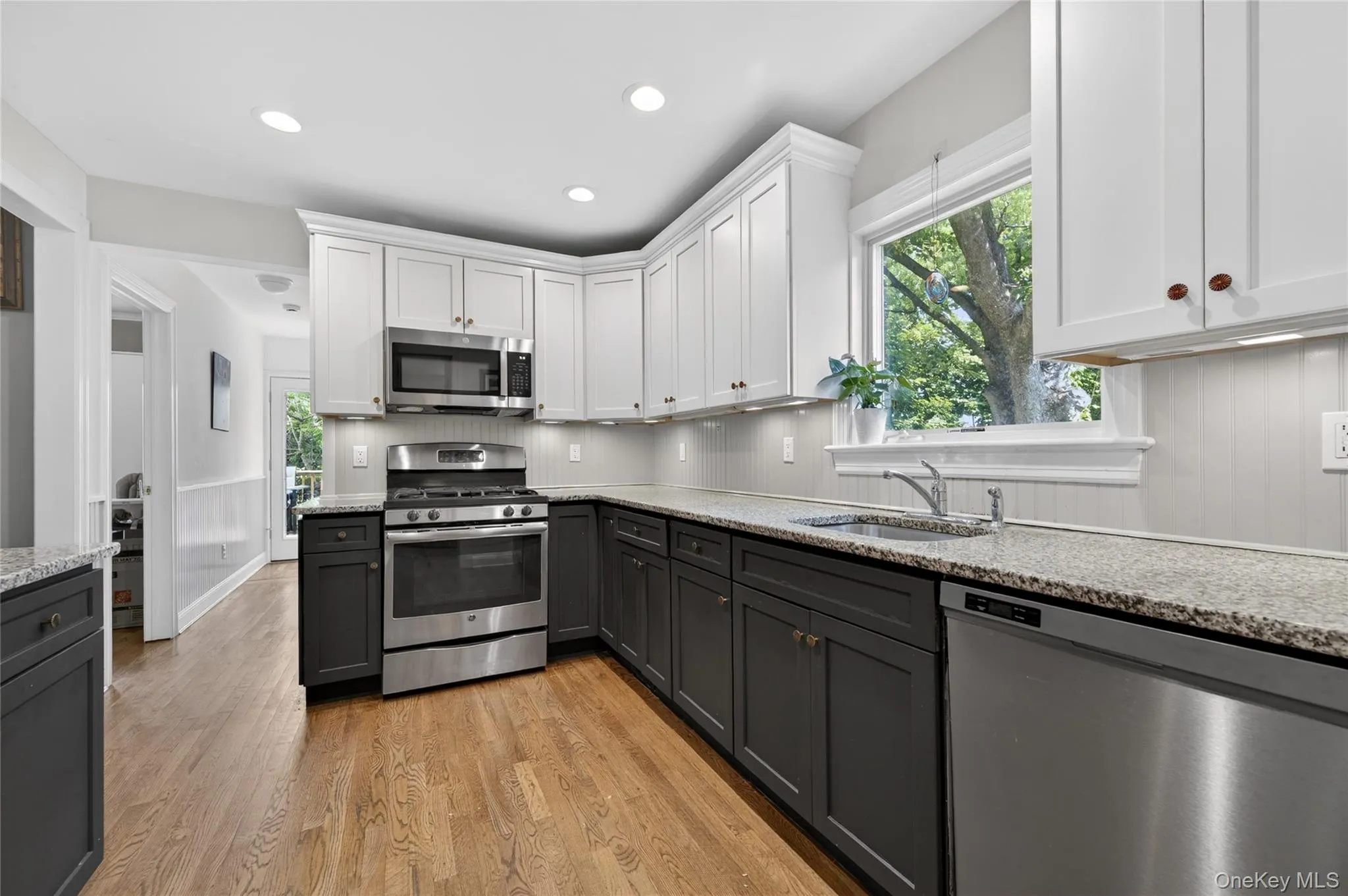 96 School Street, Oyster Bay, NY, 4 Bedrooms Bedrooms, 7 Rooms Rooms,3 BathroomsBathrooms,Residential Lease,For Rent,School,0,1018961 96 School Street, Oyster Bay, NY, 4 Bedrooms Bedrooms, 7 Rooms Rooms,3 BathroomsBathrooms,Residential Lease,For Rent,School,0,1018961