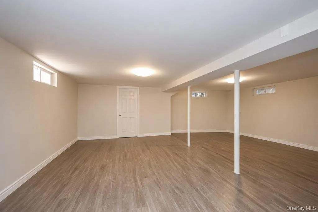 53-24 212th Street, New York, NY, 3 Bedrooms Bedrooms, 13 Rooms Rooms,2 BathroomsBathrooms,Residential,For Rent,212th,0,KEY1018975 53-24 212th Street, New York, NY, 3 Bedrooms Bedrooms, 13 Rooms Rooms,2 BathroomsBathrooms,Residential,For Rent,212th,0,KEY1018975