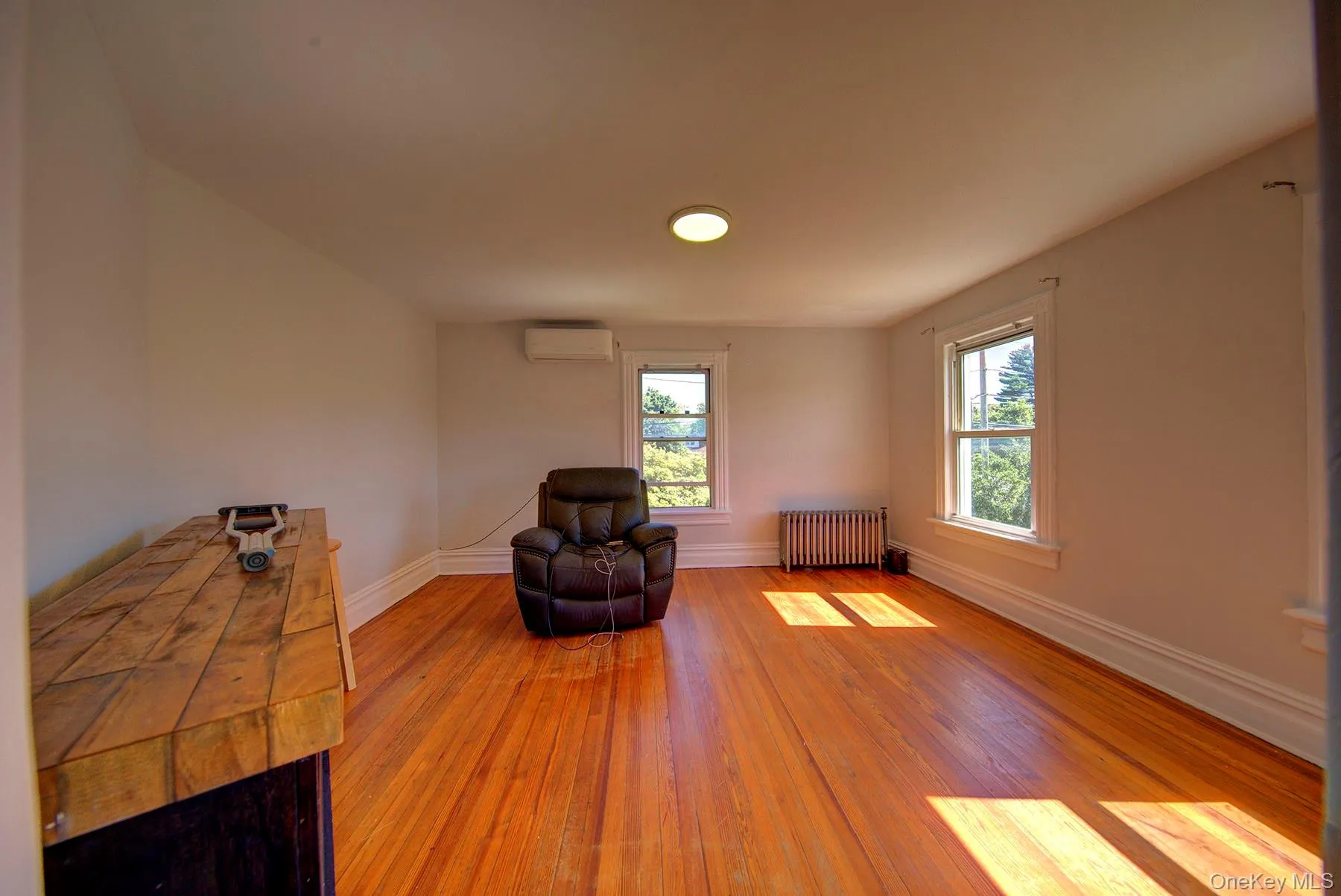 1250 Woodfield Road, Hempstead, NY, 3 Bedrooms Bedrooms, 5 Rooms Rooms,1 BathroomBathrooms,Residential Lease,For Rent,Woodfield,0,KEY1018977 1250 Woodfield Road, Hempstead, NY, 3 Bedrooms Bedrooms, 5 Rooms Rooms,1 BathroomBathrooms,Residential Lease,For Rent,Woodfield,0,KEY1018977