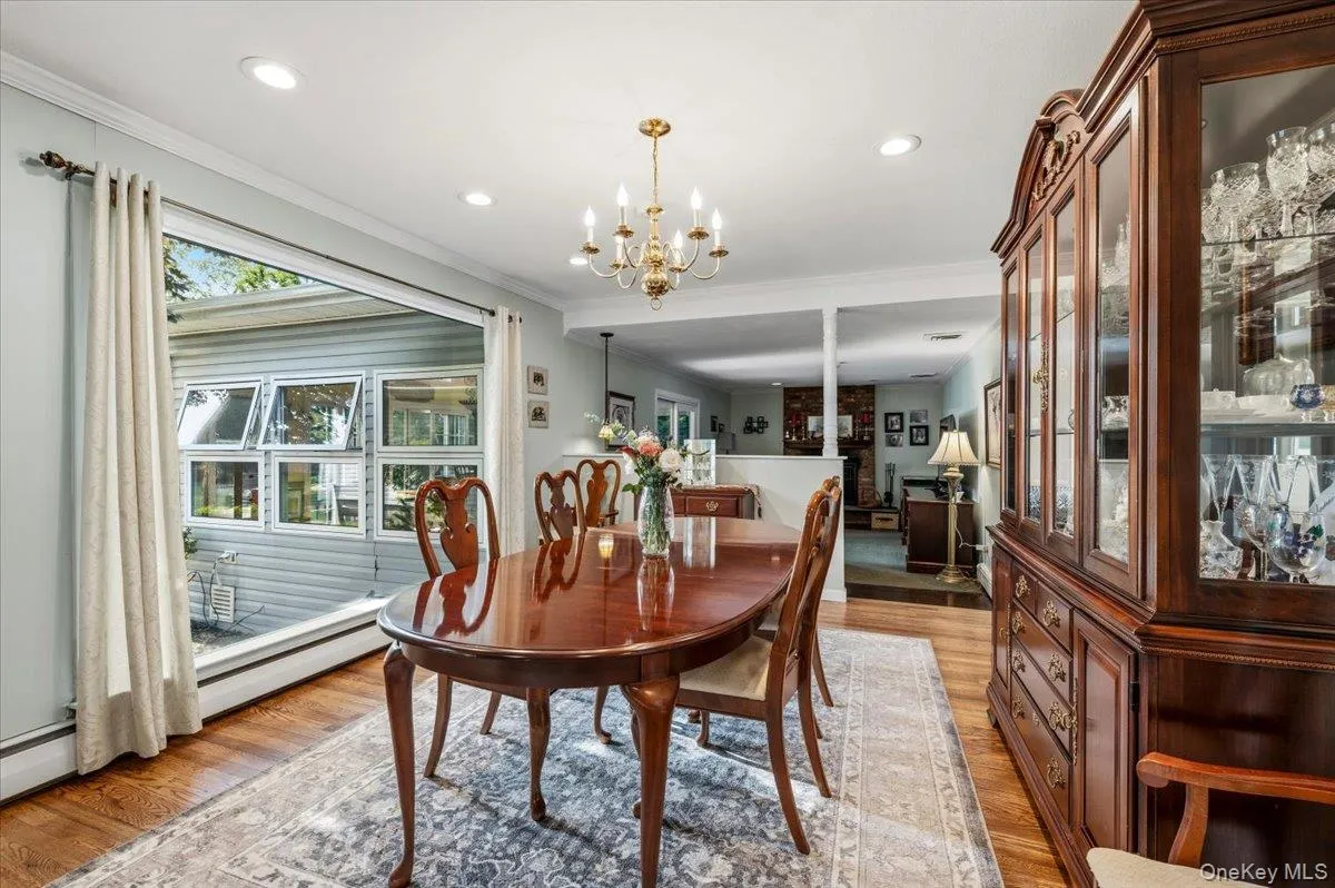39 Merrivale Drive, Smithtown, NY, 4 Bedrooms Bedrooms, 9 Rooms Rooms,2 BathroomsBathrooms,Residential,For Rent,Merrivale,0,KEY1018979 39 Merrivale Drive, Smithtown, NY, 4 Bedrooms Bedrooms, 9 Rooms Rooms,2 BathroomsBathrooms,Residential,For Rent,Merrivale,0,KEY1018979