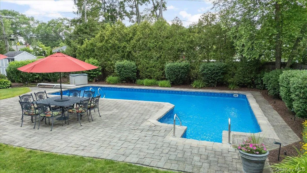 39 Merrivale Drive, Smithtown, NY, 4 Bedrooms Bedrooms, 9 Rooms Rooms,2 BathroomsBathrooms,Residential,For Rent,Merrivale,0,KEY1018979 39 Merrivale Drive, Smithtown, NY, 4 Bedrooms Bedrooms, 9 Rooms Rooms,2 BathroomsBathrooms,Residential,For Rent,Merrivale,0,KEY1018979