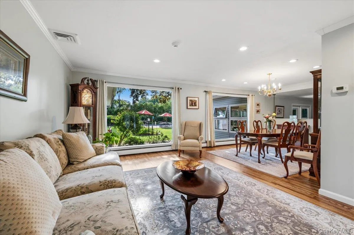 39 Merrivale Drive, Smithtown, NY, 4 Bedrooms Bedrooms, 9 Rooms Rooms,2 BathroomsBathrooms,Residential,For Rent,Merrivale,0,KEY1018979 39 Merrivale Drive, Smithtown, NY, 4 Bedrooms Bedrooms, 9 Rooms Rooms,2 BathroomsBathrooms,Residential,For Rent,Merrivale,0,KEY1018979