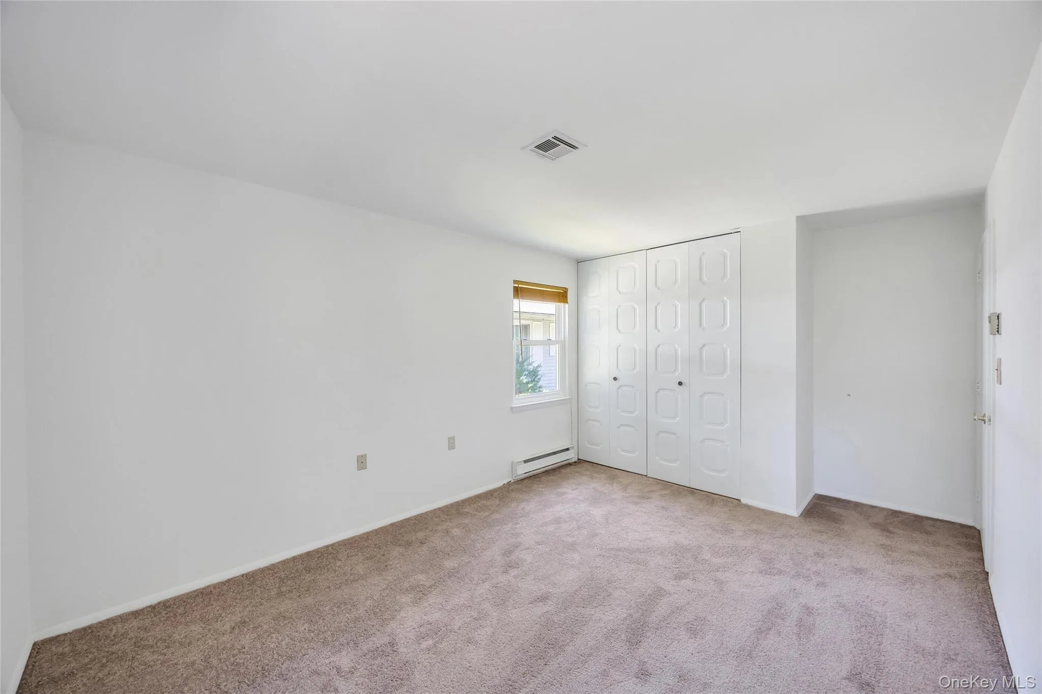 338 Edinburgh Drive, Brookhaven, NY, 2 Bedrooms Bedrooms, 4 Rooms Rooms,1 BathroomBathrooms,Residential,For Rent,Edinburgh,0,KEY1018980 338 Edinburgh Drive, Brookhaven, NY, 2 Bedrooms Bedrooms, 4 Rooms Rooms,1 BathroomBathrooms,Residential,For Rent,Edinburgh,0,KEY1018980