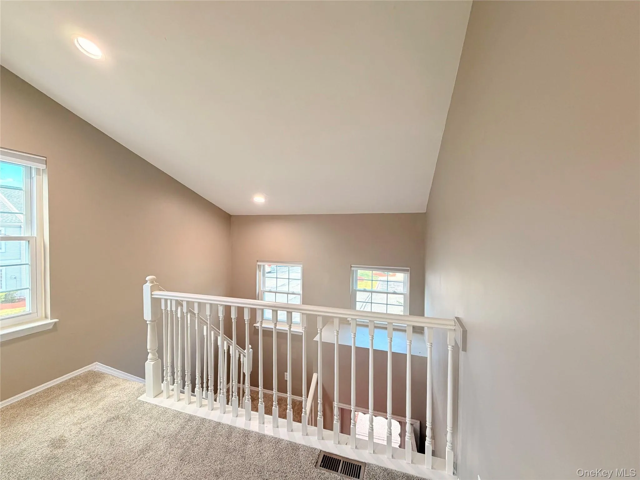 15 Kendal Lane, Wallkill, NY, 2 Bedrooms Bedrooms, 5 Rooms Rooms,2 BathroomsBathrooms,Residential,For Rent,Kendal,0,KEY1018987 15 Kendal Lane, Wallkill, NY, 2 Bedrooms Bedrooms, 5 Rooms Rooms,2 BathroomsBathrooms,Residential,For Rent,Kendal,0,KEY1018987