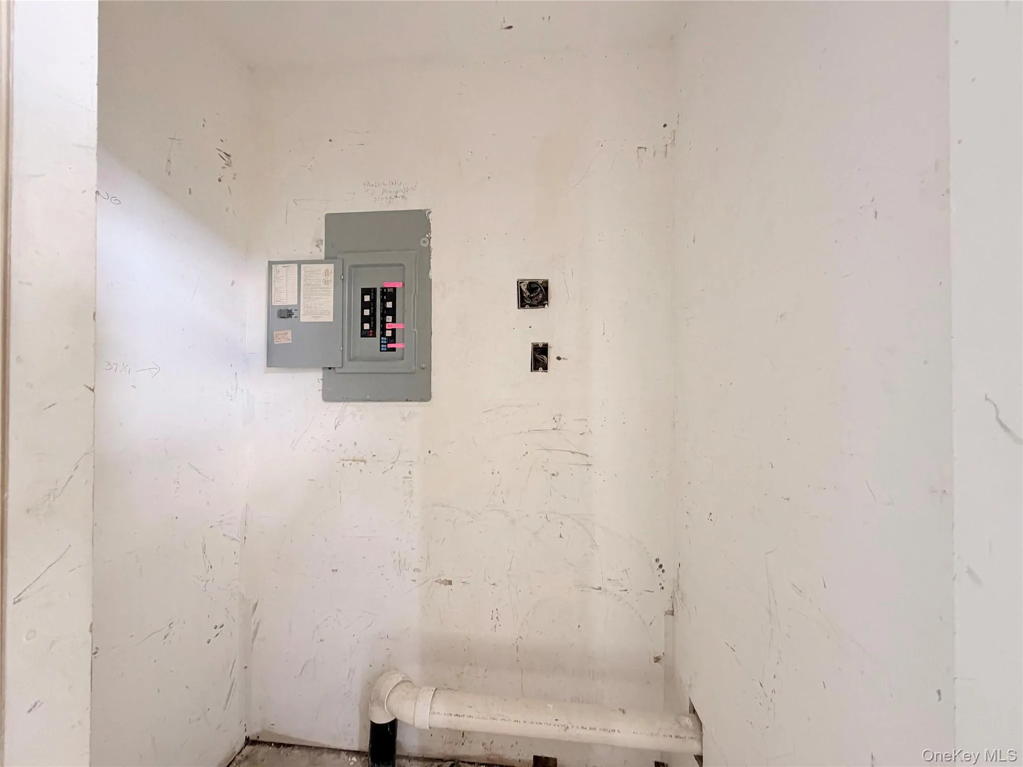 15 Kendal Lane, Wallkill, NY, 2 Bedrooms Bedrooms, 5 Rooms Rooms,2 BathroomsBathrooms,Residential,For Rent,Kendal,0,KEY1018987 15 Kendal Lane, Wallkill, NY, 2 Bedrooms Bedrooms, 5 Rooms Rooms,2 BathroomsBathrooms,Residential,For Rent,Kendal,0,KEY1018987