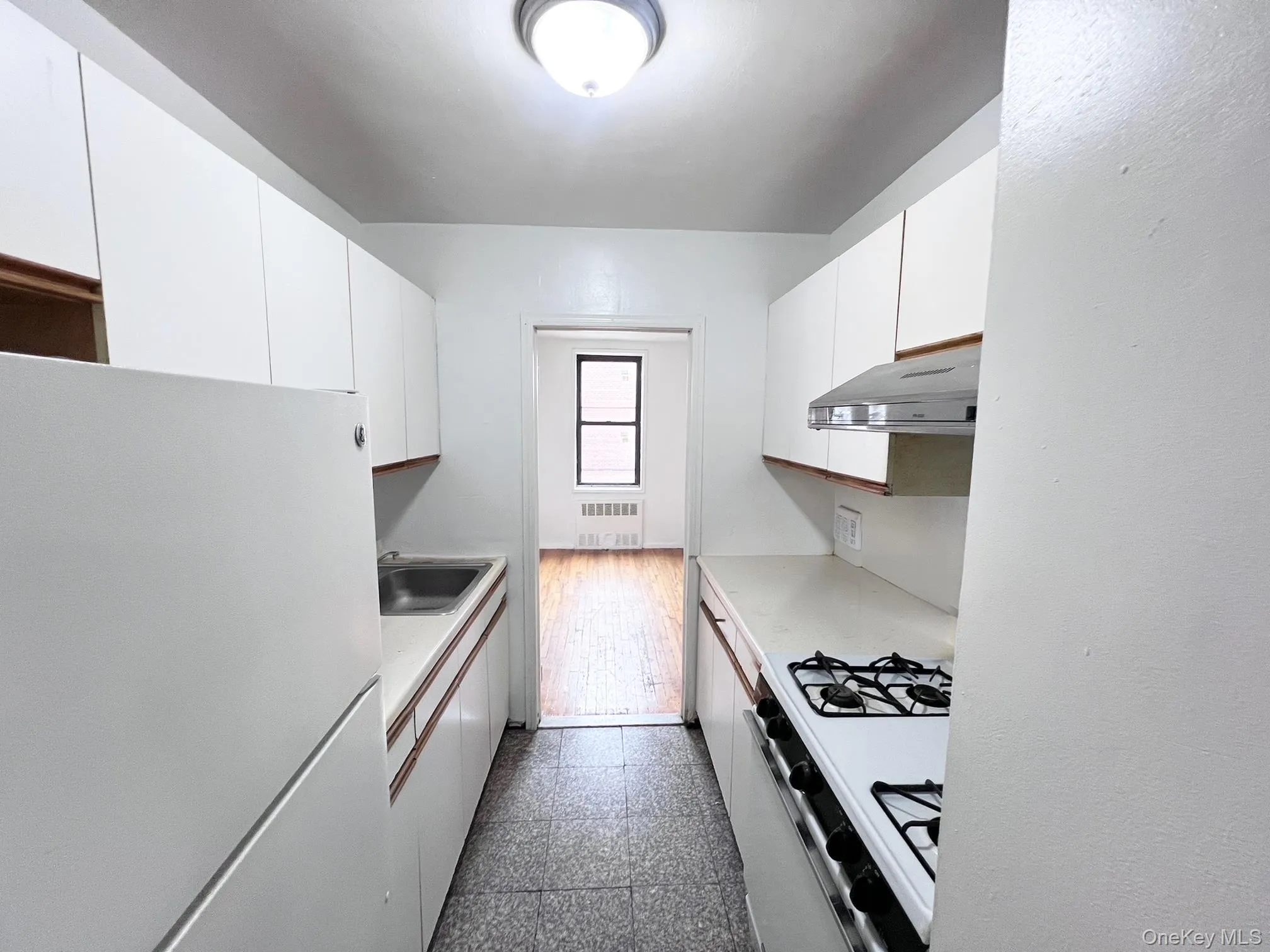 38-25 Parsons Boulevard, New York, NY, 2 Bedrooms Bedrooms, 5 Rooms Rooms,1 BathroomBathrooms,Residential,For Rent,Parsons,0,1018991 38-25 Parsons Boulevard, New York, NY, 2 Bedrooms Bedrooms, 5 Rooms Rooms,1 BathroomBathrooms,Residential,For Rent,Parsons,0,1018991