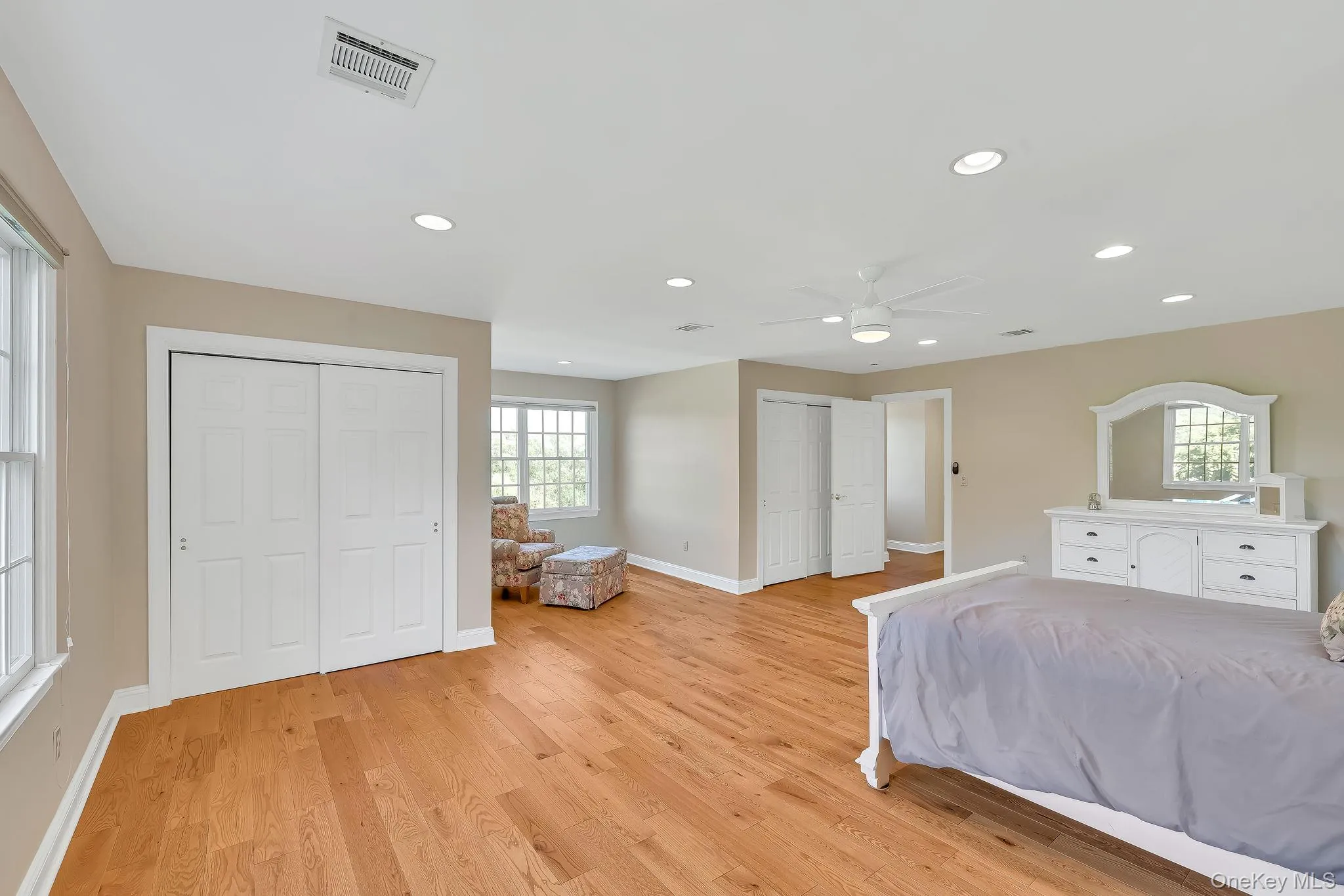 Enlarged Bedroom Enlarged Bedroom