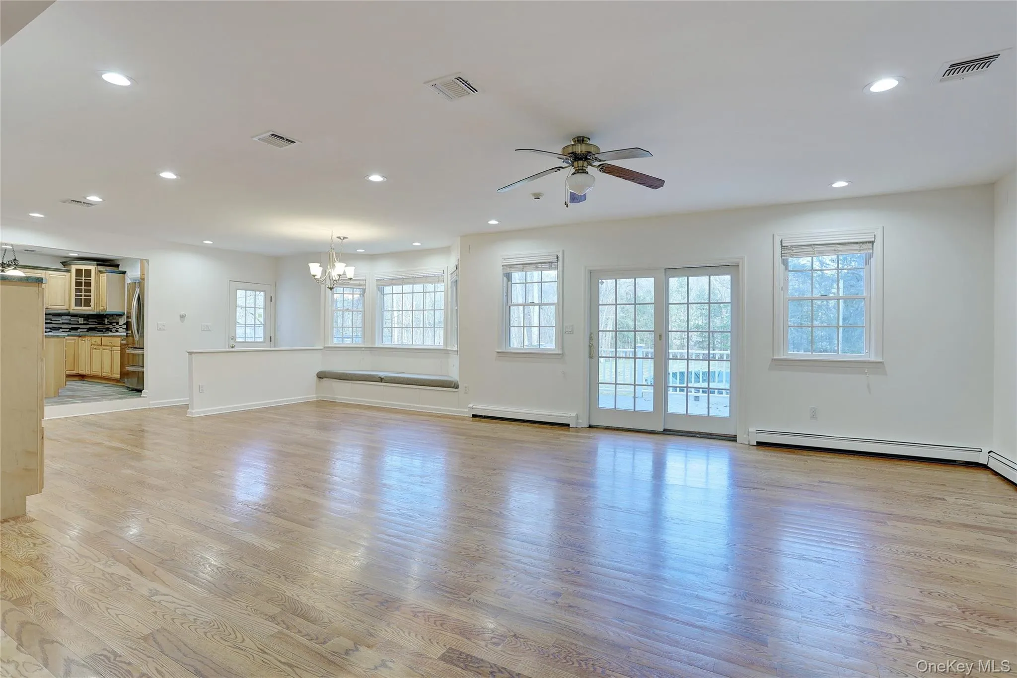 21 Mile Road, Ramapo, NY, 4 Bedrooms Bedrooms, 12 Rooms Rooms,2 BathroomsBathrooms,Residential,For Rent,Mile,0,KEY1019006 21 Mile Road, Ramapo, NY, 4 Bedrooms Bedrooms, 12 Rooms Rooms,2 BathroomsBathrooms,Residential,For Rent,Mile,0,KEY1019006