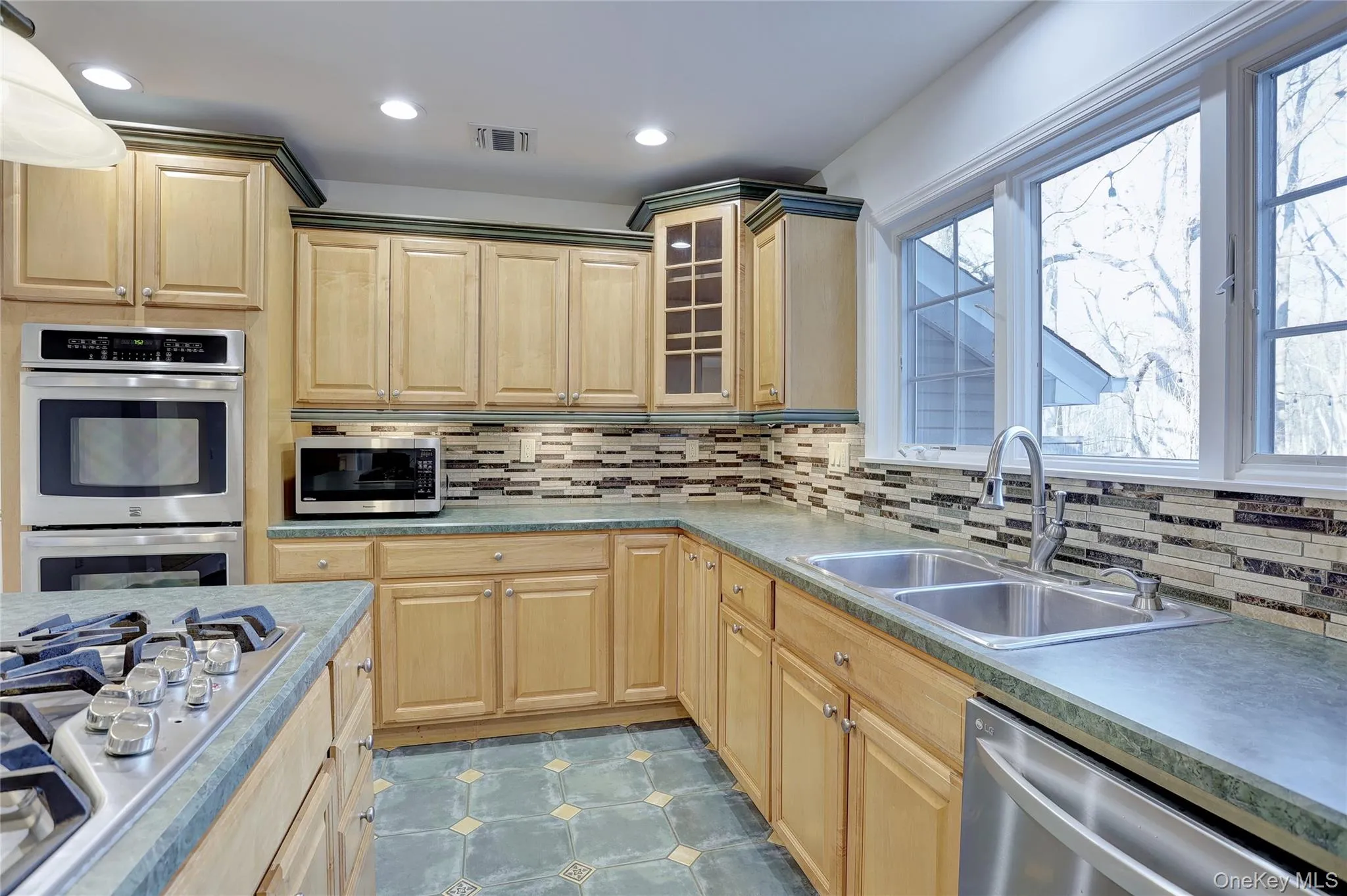 21 Mile Road, Ramapo, NY, 4 Bedrooms Bedrooms, 12 Rooms Rooms,2 BathroomsBathrooms,Residential,For Rent,Mile,0,KEY1019006 21 Mile Road, Ramapo, NY, 4 Bedrooms Bedrooms, 12 Rooms Rooms,2 BathroomsBathrooms,Residential,For Rent,Mile,0,KEY1019006