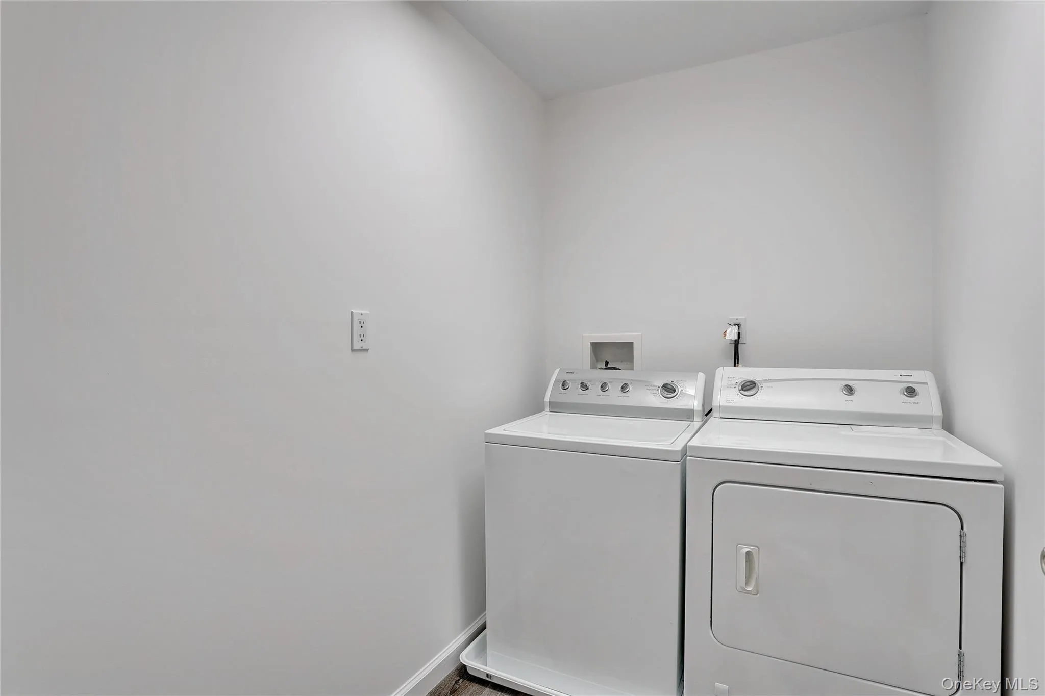 21 Mile Road, Ramapo, NY, 4 Bedrooms Bedrooms, 12 Rooms Rooms,2 BathroomsBathrooms,Residential,For Rent,Mile,0,KEY1019006 21 Mile Road, Ramapo, NY, 4 Bedrooms Bedrooms, 12 Rooms Rooms,2 BathroomsBathrooms,Residential,For Rent,Mile,0,KEY1019006