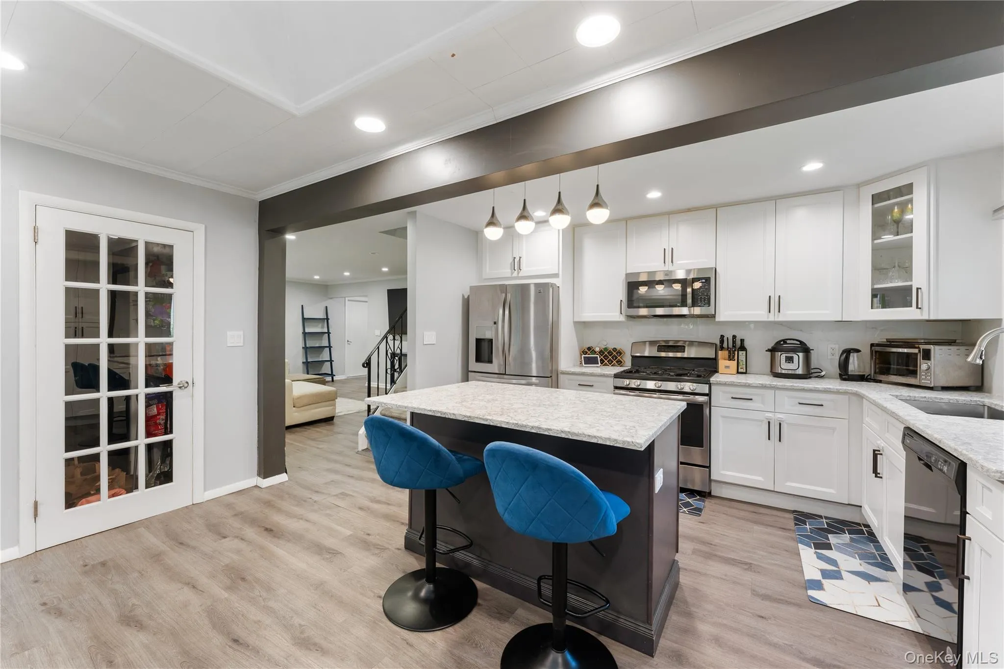18 Jean Lane, Greenburgh, NY, 5 Bedrooms Bedrooms, 11 Rooms Rooms,2 BathroomsBathrooms,Residential Lease,For Rent,Jean,0,KEY1019007 18 Jean Lane, Greenburgh, NY, 5 Bedrooms Bedrooms, 11 Rooms Rooms,2 BathroomsBathrooms,Residential Lease,For Rent,Jean,0,KEY1019007