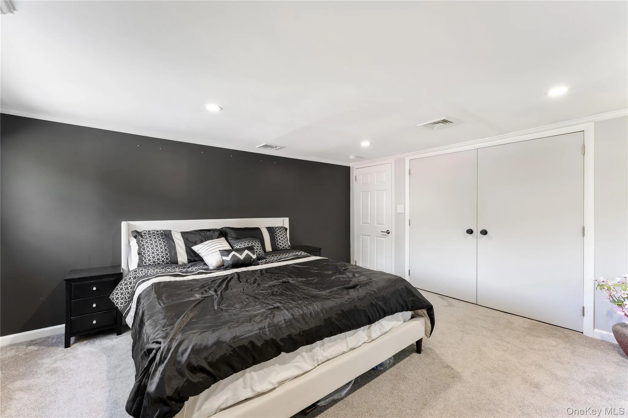 18 Jean Lane, Greenburgh, NY, 5 Bedrooms Bedrooms, 11 Rooms Rooms,2 BathroomsBathrooms,Residential Lease,For Rent,Jean,0,KEY1019007 18 Jean Lane, Greenburgh, NY, 5 Bedrooms Bedrooms, 11 Rooms Rooms,2 BathroomsBathrooms,Residential Lease,For Rent,Jean,0,KEY1019007