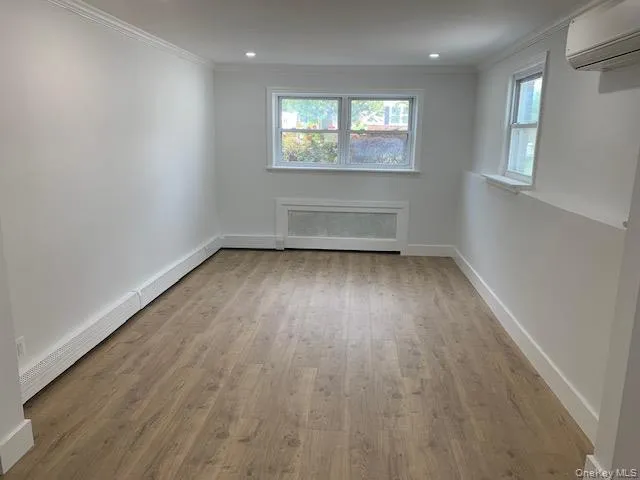 25 Jerome Street, Babylon, NY, 1 Bedroom Bedrooms, 4 Rooms Rooms,1 BathroomBathrooms,Residential Lease,For Rent,Jerome,0,KEY1019008 25 Jerome Street, Babylon, NY, 1 Bedroom Bedrooms, 4 Rooms Rooms,1 BathroomBathrooms,Residential Lease,For Rent,Jerome,0,KEY1019008