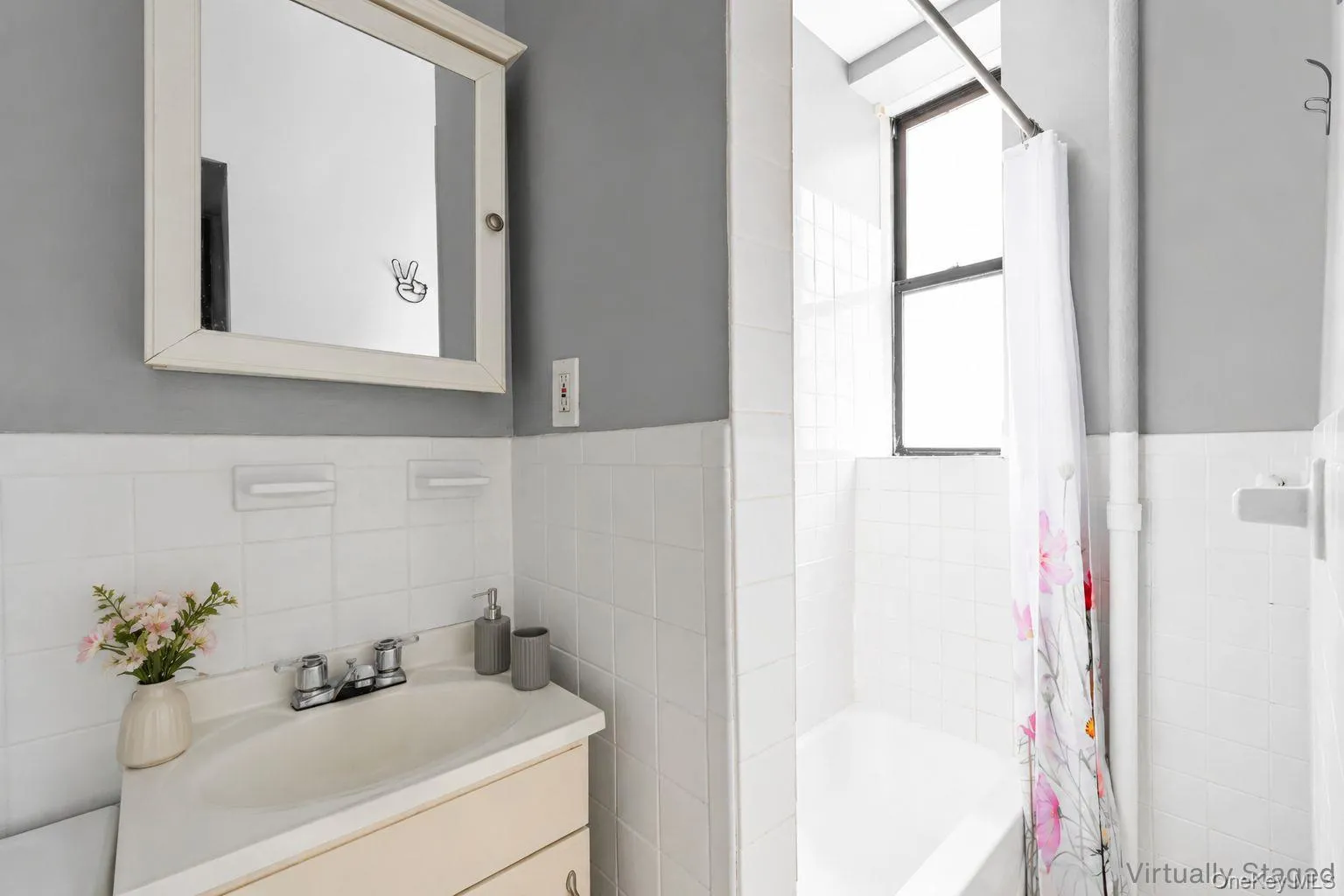 149 4th Street, New York, NY, 2 Bedrooms Bedrooms, 4 Rooms Rooms,1 BathroomBathrooms,Residential,For Rent,4th,0,1019009 149 4th Street, New York, NY, 2 Bedrooms Bedrooms, 4 Rooms Rooms,1 BathroomBathrooms,Residential,For Rent,4th,0,1019009