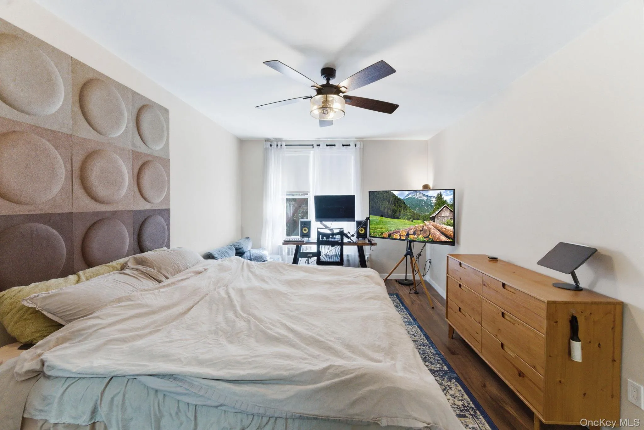 250 Broadway, Yonkers, NY, 1 Bedroom Bedrooms, 3 Rooms Rooms,1 BathroomBathrooms,Residential Lease,For Rent,Broadway,0,KEY1019013 250 Broadway, Yonkers, NY, 1 Bedroom Bedrooms, 3 Rooms Rooms,1 BathroomBathrooms,Residential Lease,For Rent,Broadway,0,KEY1019013