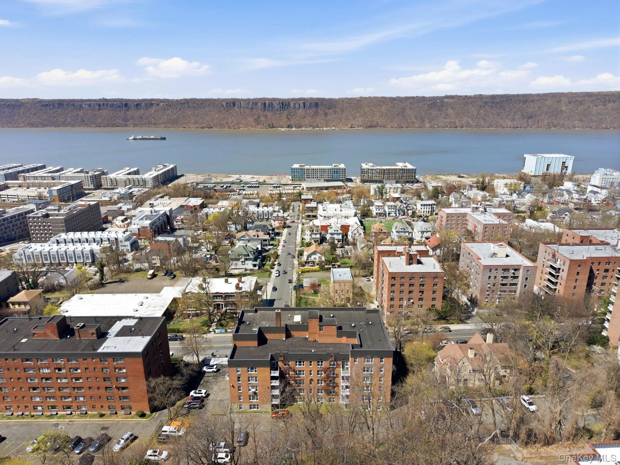 250 Broadway, Yonkers, NY, 1 Bedroom Bedrooms, 3 Rooms Rooms,1 BathroomBathrooms,Residential Lease,For Rent,Broadway,0,KEY1019013 250 Broadway, Yonkers, NY, 1 Bedroom Bedrooms, 3 Rooms Rooms,1 BathroomBathrooms,Residential Lease,For Rent,Broadway,0,KEY1019013