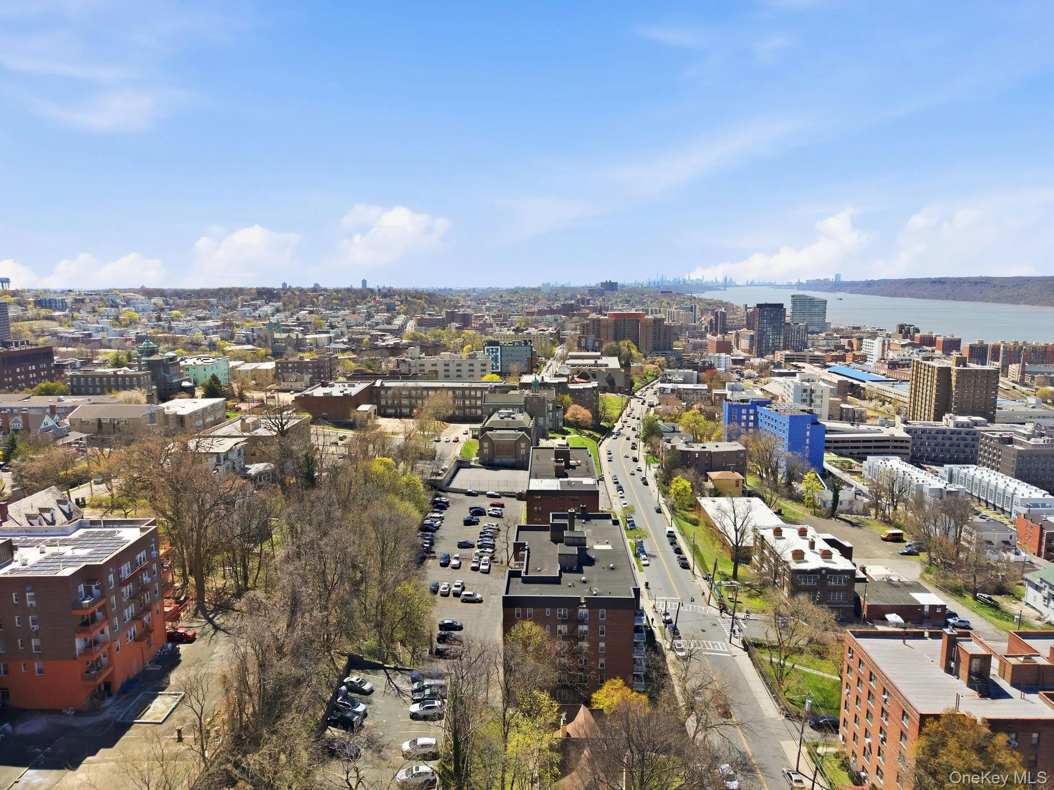 250 Broadway, Yonkers, NY, 1 Bedroom Bedrooms, 3 Rooms Rooms,1 BathroomBathrooms,Residential Lease,For Rent,Broadway,0,KEY1019013 250 Broadway, Yonkers, NY, 1 Bedroom Bedrooms, 3 Rooms Rooms,1 BathroomBathrooms,Residential Lease,For Rent,Broadway,0,KEY1019013