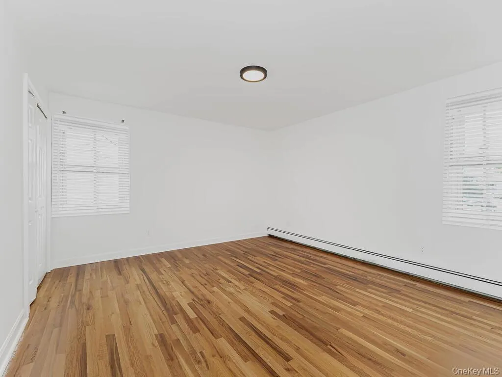 131 Hunts Bridge Road, Yonkers, NY, 3 Bedrooms Bedrooms, 6 Rooms Rooms,1 BathroomBathrooms,Residential Lease,For Rent,Hunts Bridge,0,1019020 131 Hunts Bridge Road, Yonkers, NY, 3 Bedrooms Bedrooms, 6 Rooms Rooms,1 BathroomBathrooms,Residential Lease,For Rent,Hunts Bridge,0,1019020
