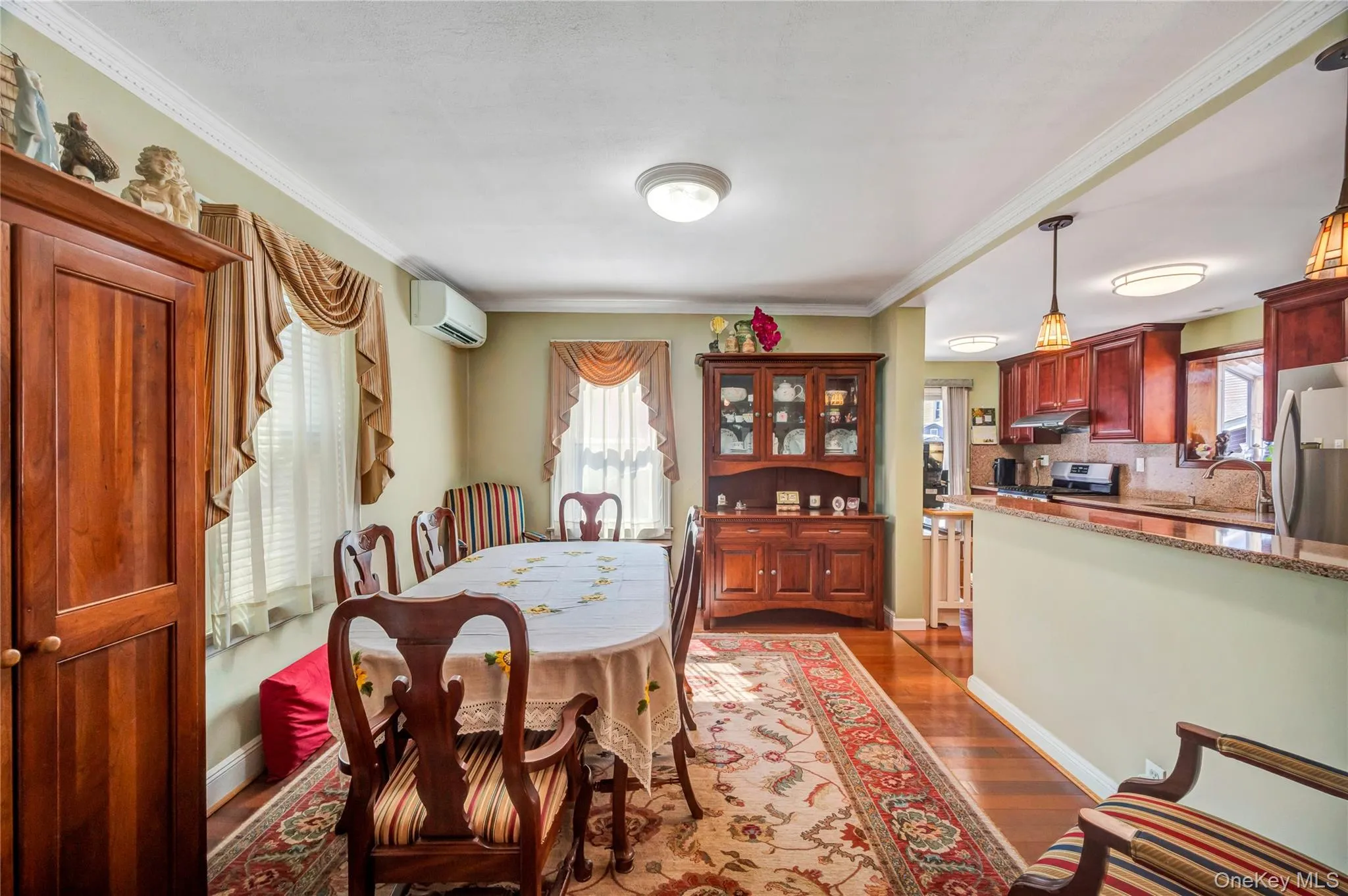 88-20 241st Street, New York, NY, 3 Bedrooms Bedrooms, 11 Rooms Rooms,2 BathroomsBathrooms,Residential,For Rent,241st,0,KEY1019021 88-20 241st Street, New York, NY, 3 Bedrooms Bedrooms, 11 Rooms Rooms,2 BathroomsBathrooms,Residential,For Rent,241st,0,KEY1019021