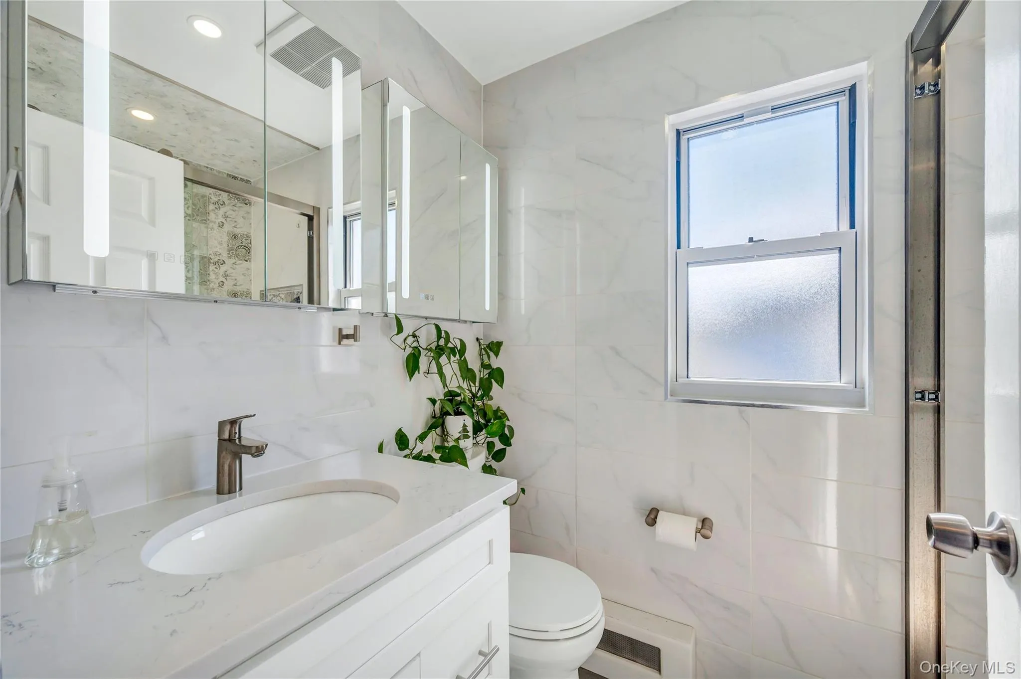 88-20 241st Street, New York, NY, 3 Bedrooms Bedrooms, 11 Rooms Rooms,2 BathroomsBathrooms,Residential,For Rent,241st,0,KEY1019021 88-20 241st Street, New York, NY, 3 Bedrooms Bedrooms, 11 Rooms Rooms,2 BathroomsBathrooms,Residential,For Rent,241st,0,KEY1019021