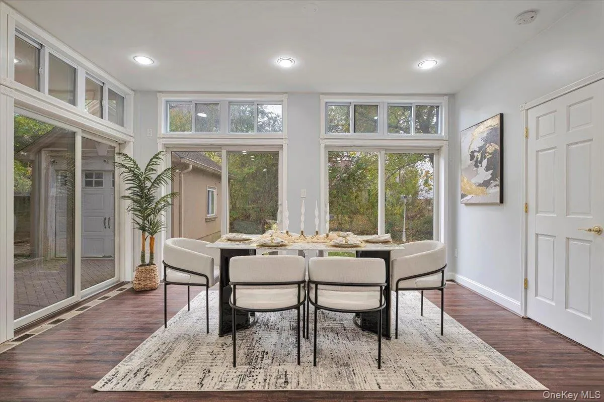 193 Nelson Road, Scarsdale, NY, 4 Bedrooms Bedrooms, 7 Rooms Rooms,2 BathroomsBathrooms,Residential Lease,For Rent,Nelson,0,1019022 193 Nelson Road, Scarsdale, NY, 4 Bedrooms Bedrooms, 7 Rooms Rooms,2 BathroomsBathrooms,Residential Lease,For Rent,Nelson,0,1019022