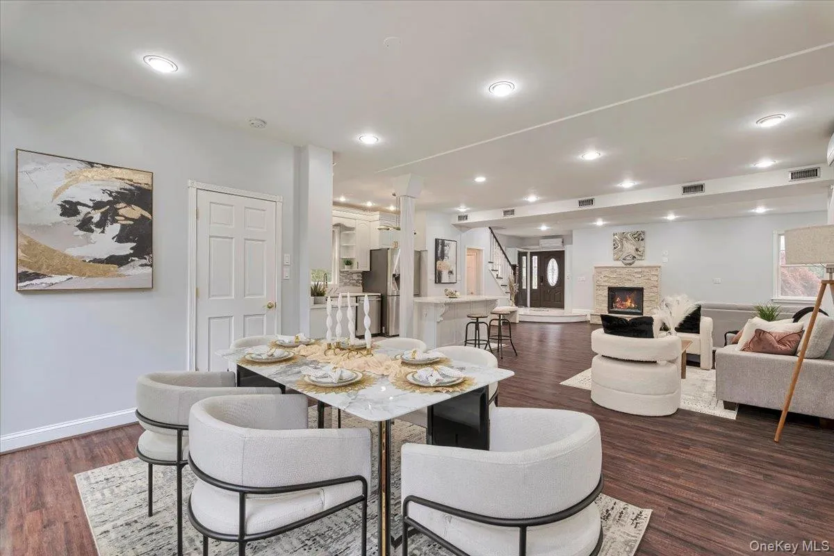 193 Nelson Road, Scarsdale, NY, 4 Bedrooms Bedrooms, 7 Rooms Rooms,2 BathroomsBathrooms,Residential Lease,For Rent,Nelson,0,1019022 193 Nelson Road, Scarsdale, NY, 4 Bedrooms Bedrooms, 7 Rooms Rooms,2 BathroomsBathrooms,Residential Lease,For Rent,Nelson,0,1019022